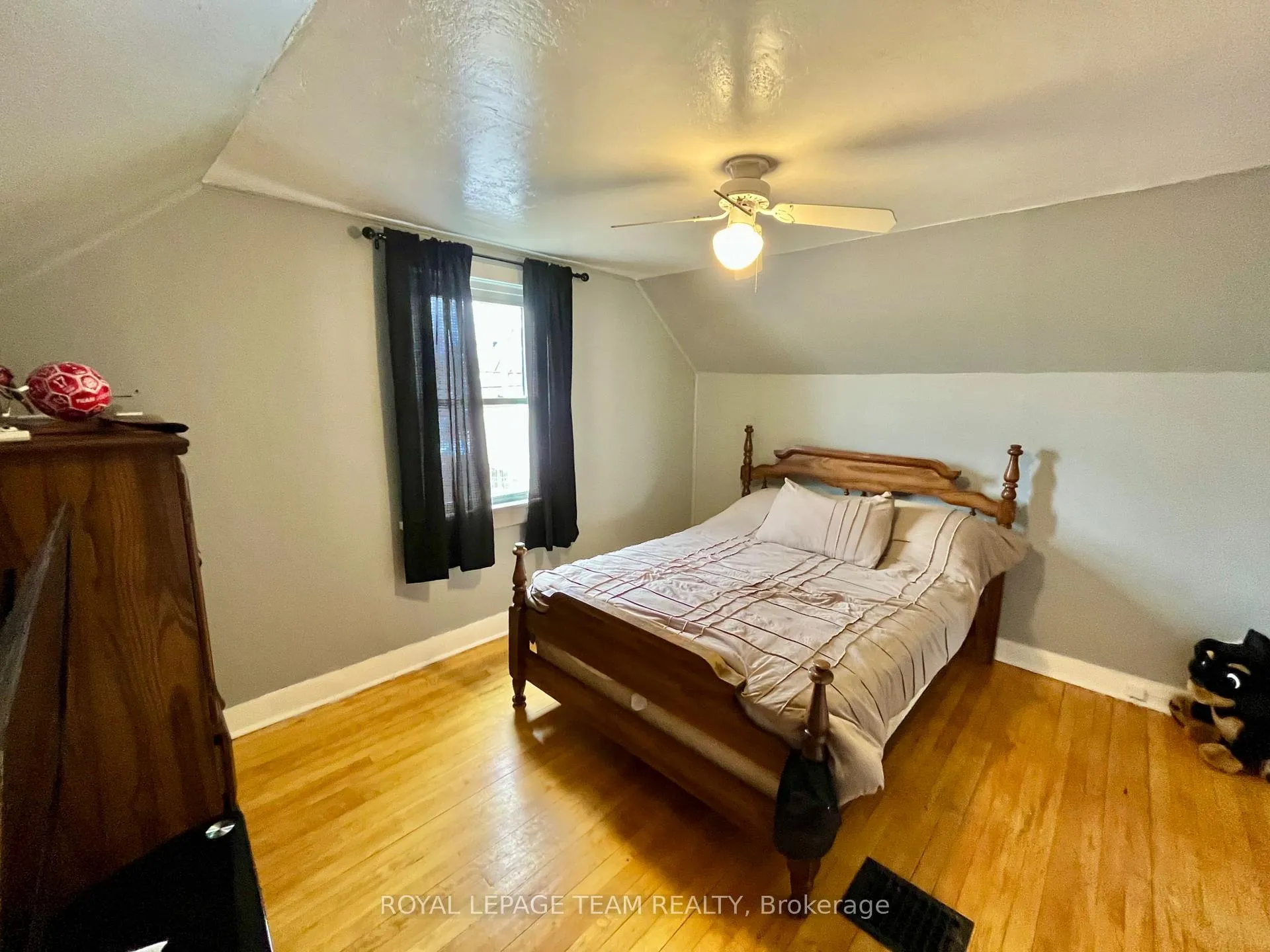 Photo 25 of 260 Jordan Avenue, Renfrew — HOMEH