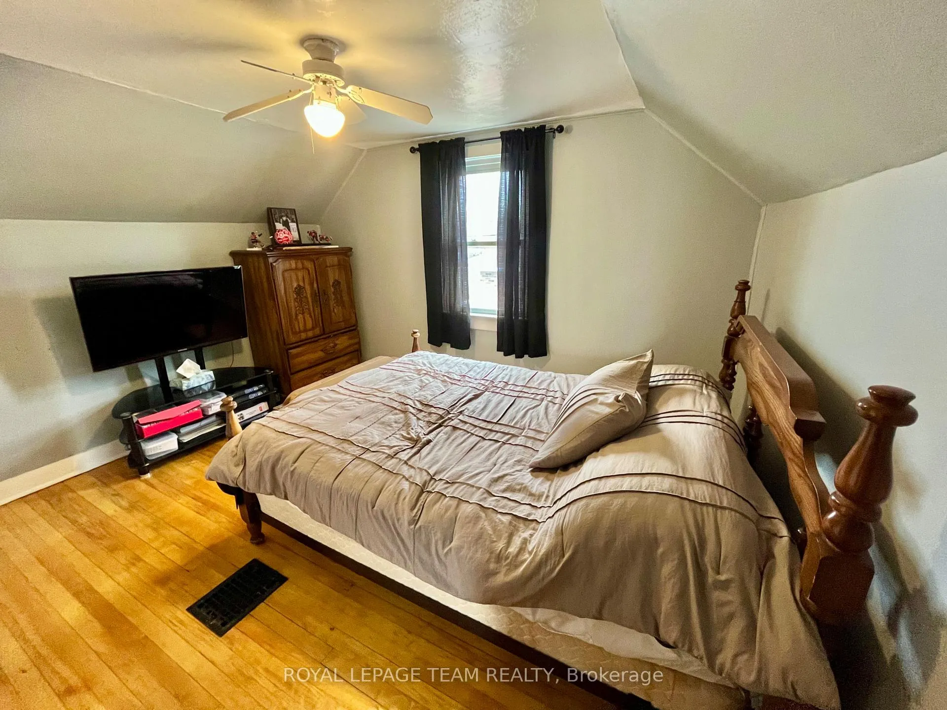 Photo 26 of 260 Jordan Avenue, Renfrew — HOMEH