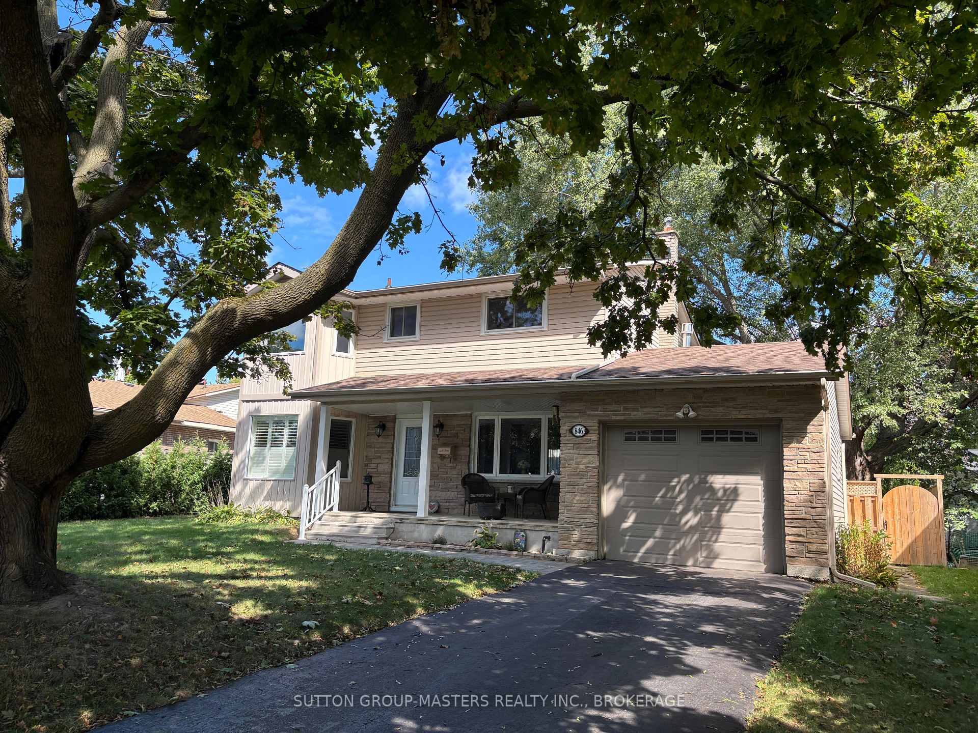 Front of 846 Kilburn Street