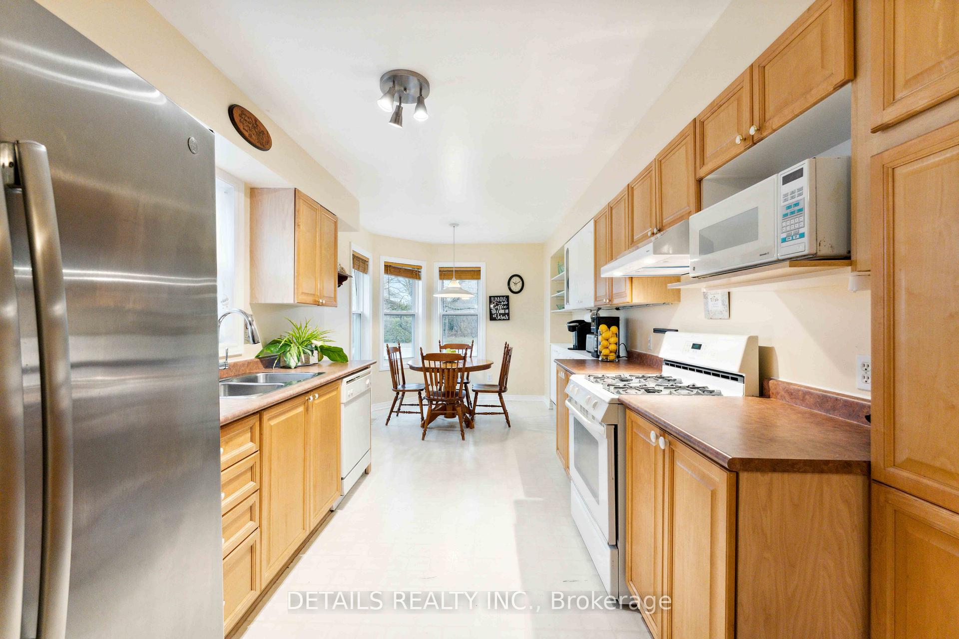 Photo 12 of 162 Goldridge Drive, Ottawa, Kanata - Kanata Lakes/Heritage Hills — HOMEH