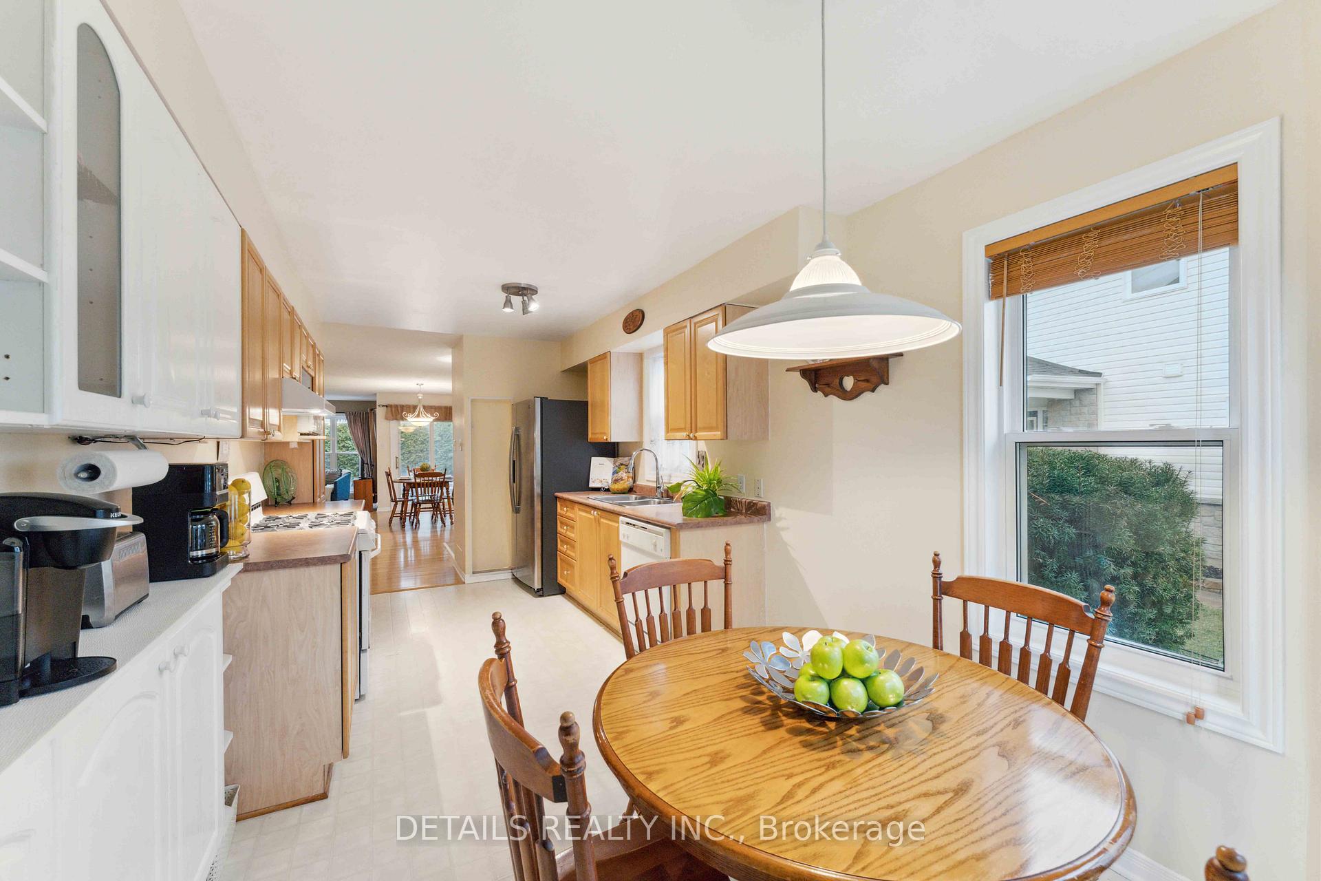 Photo 16 of 162 Goldridge Drive, Ottawa, Kanata - Kanata Lakes/Heritage Hills — HOMEH