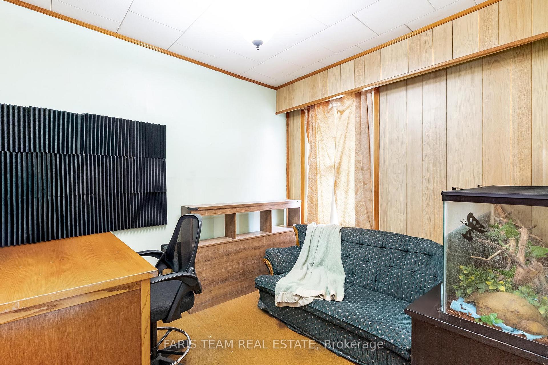 Photo 11 of 381 Hannah Street, Midland — HOMEH