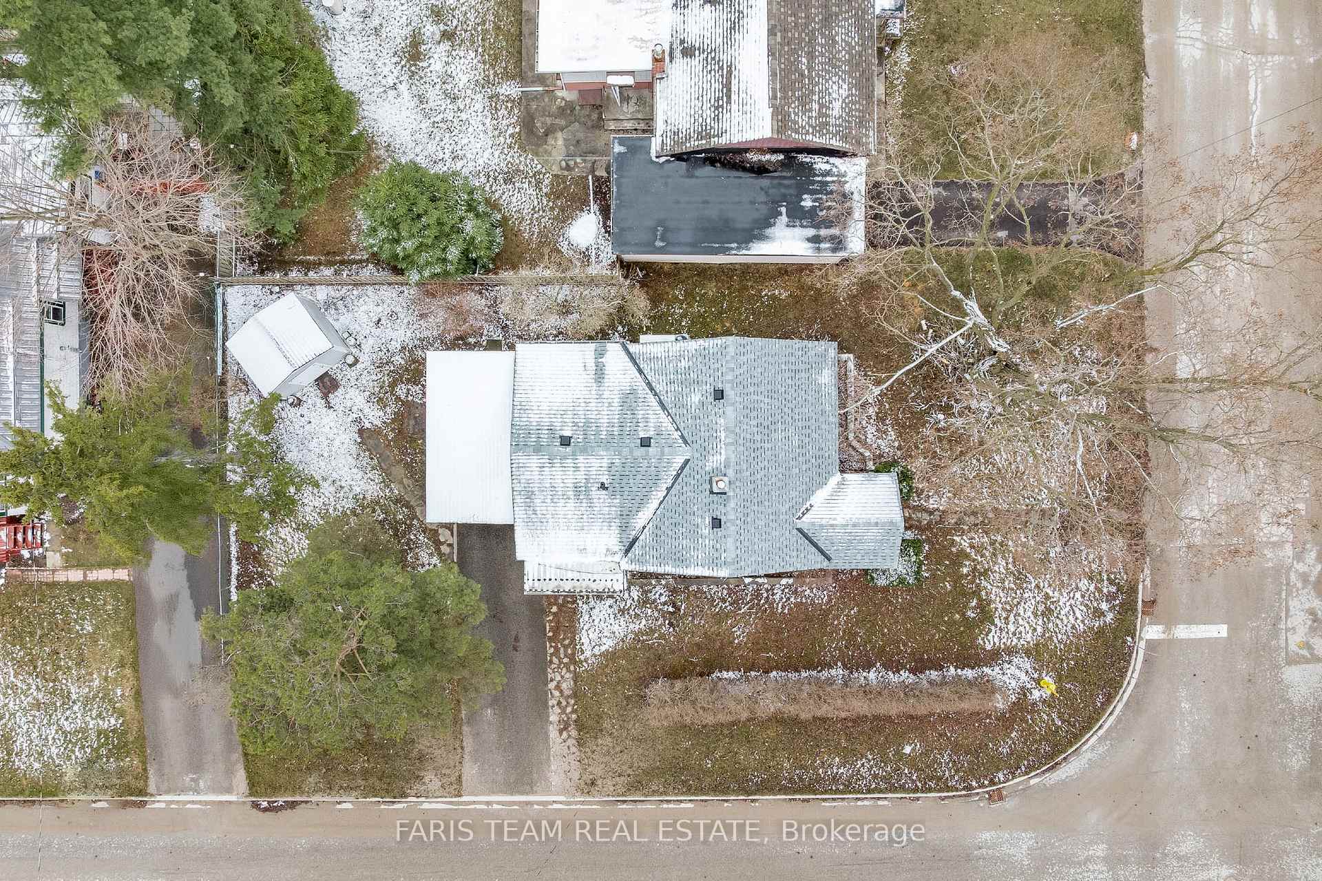 Photo 18 of 381 Hannah Street, Midland — HOMEH