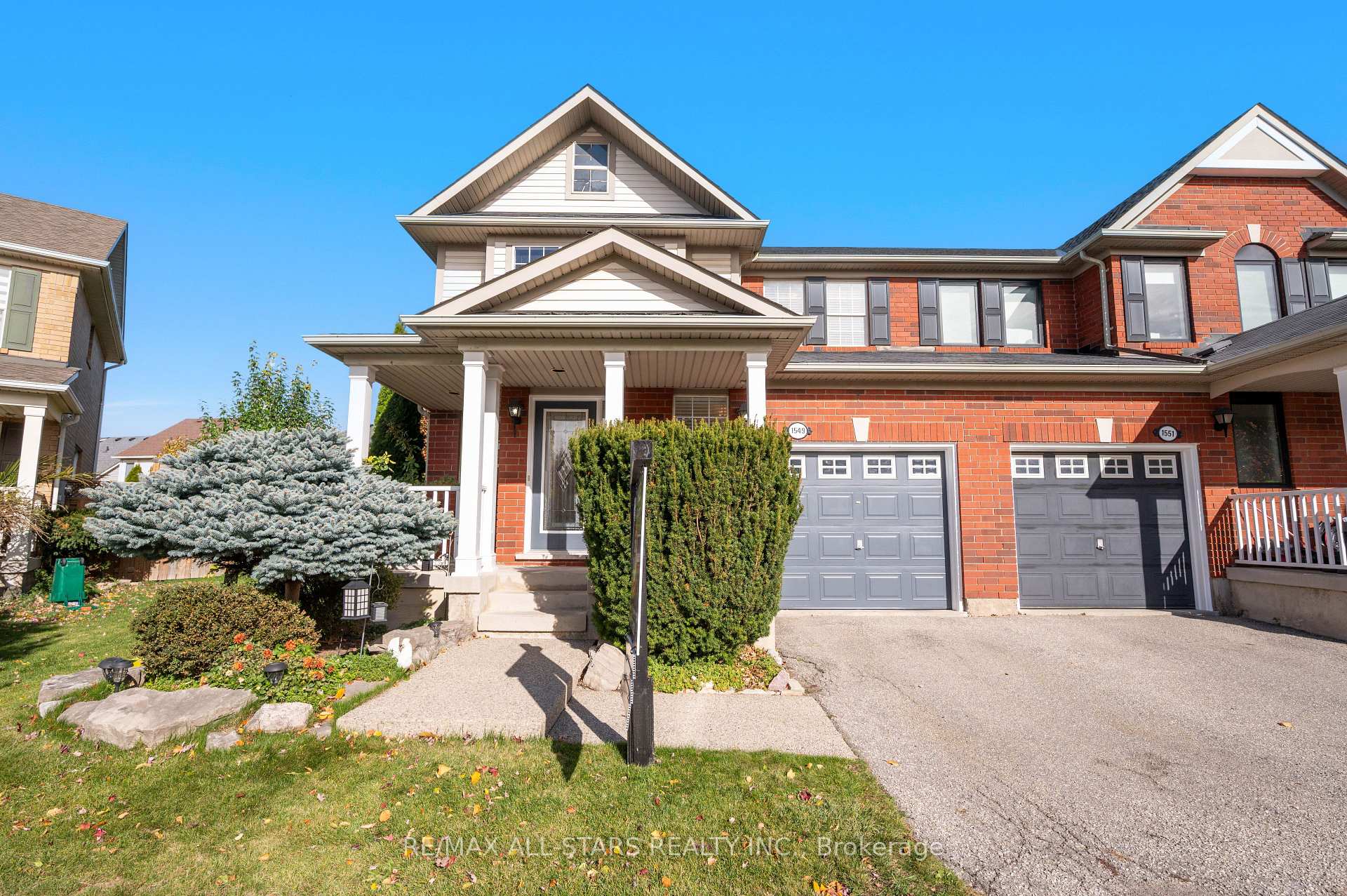 Photo 2 of 1549 Evans Terrace, Milton, Clarke — HOMEH