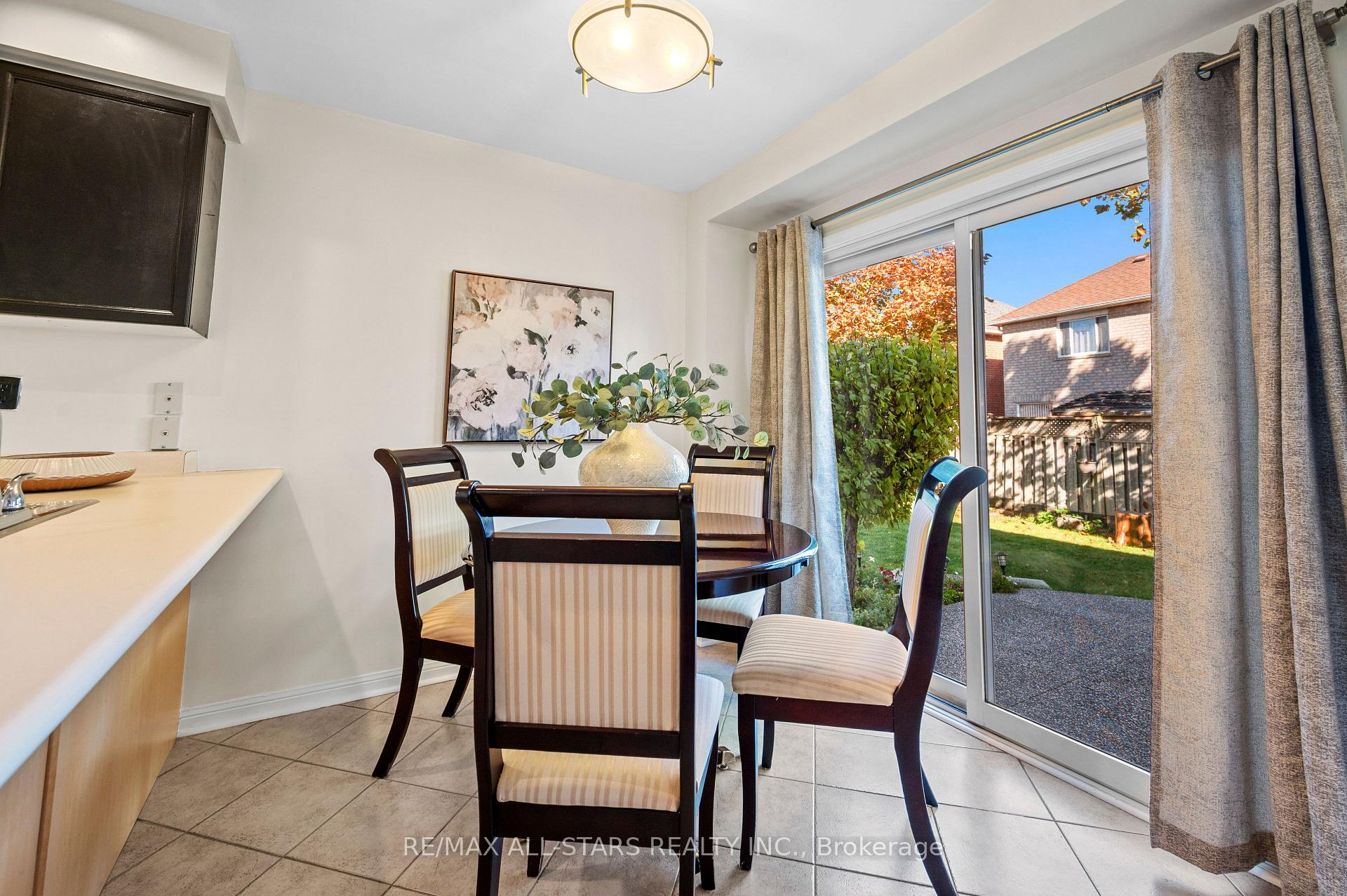 Photo 13 of 1549 Evans Terrace, Milton, Clarke — HOMEH