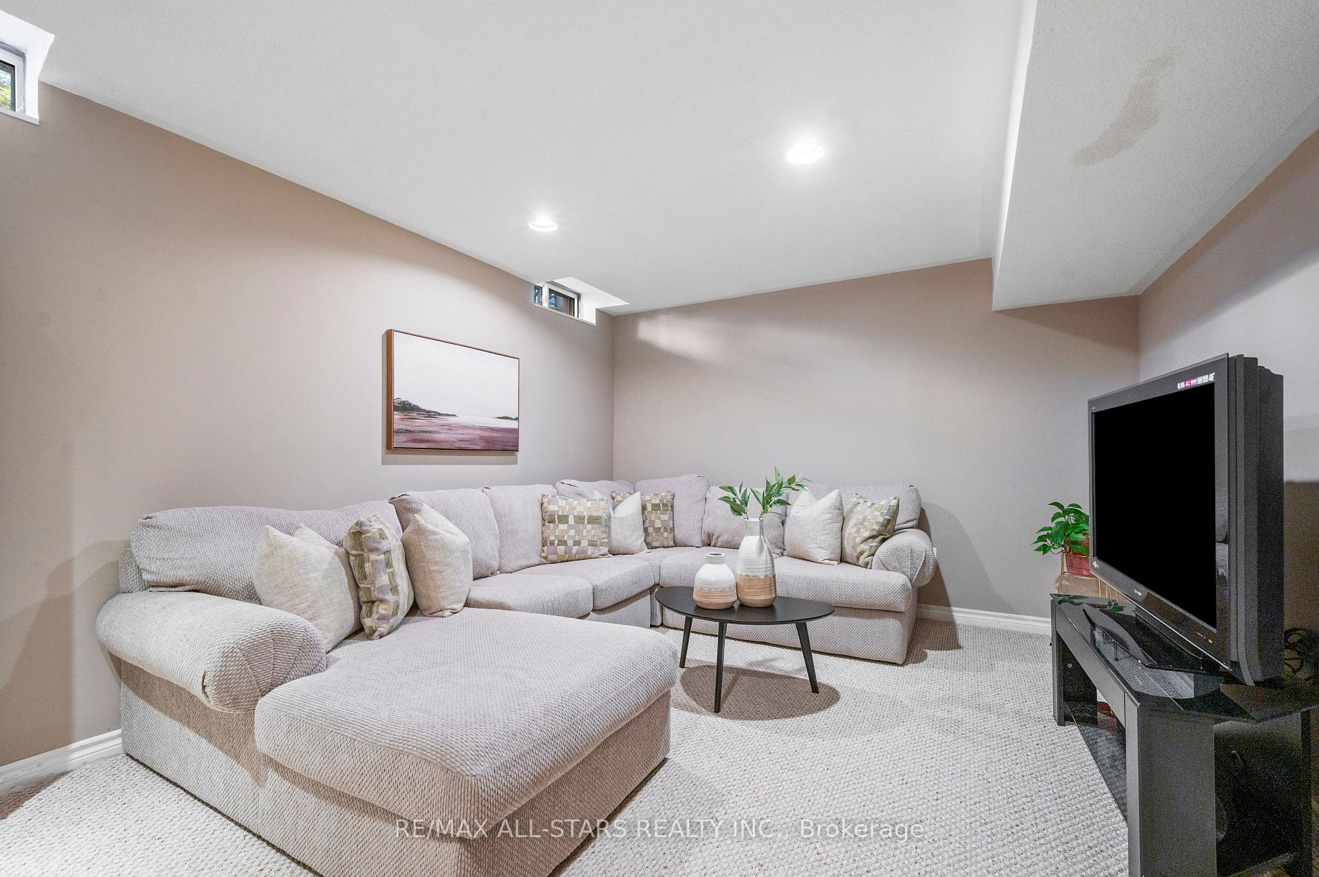 Photo 38 of 1549 Evans Terrace, Milton, Clarke — HOMEH