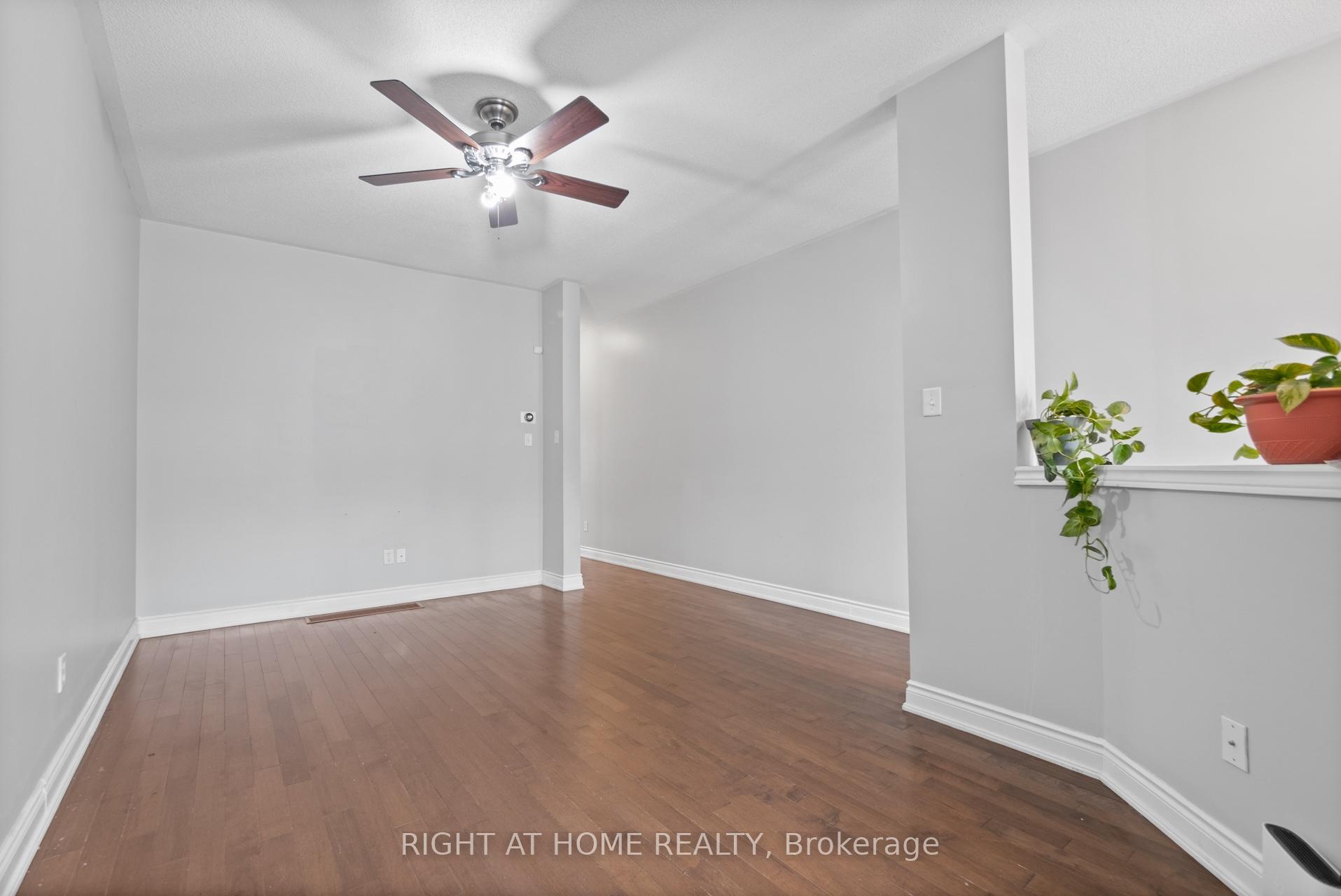 Photo 5 of 20 Sedgebrook Avenue, Hamilton, Winona Park — HOMEH