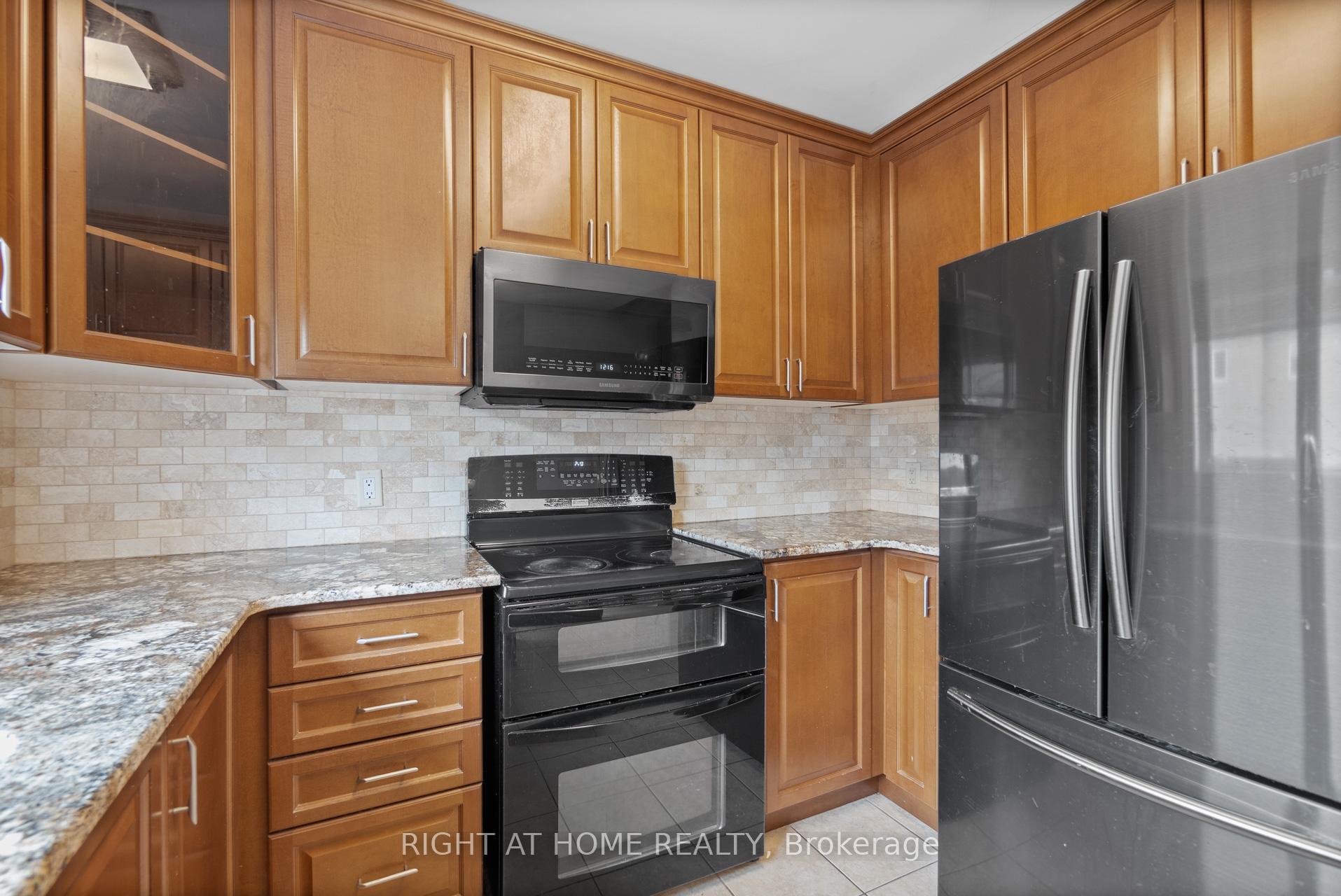Photo 11 of 20 Sedgebrook Avenue, Hamilton, Winona Park — HOMEH