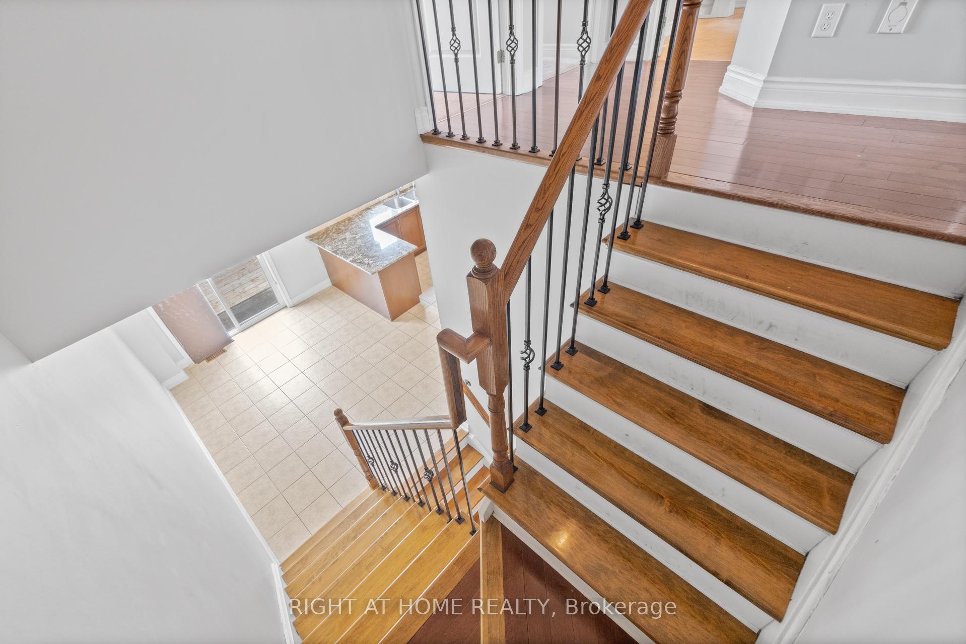 Photo 12 of 20 Sedgebrook Avenue, Hamilton, Winona Park — HOMEH