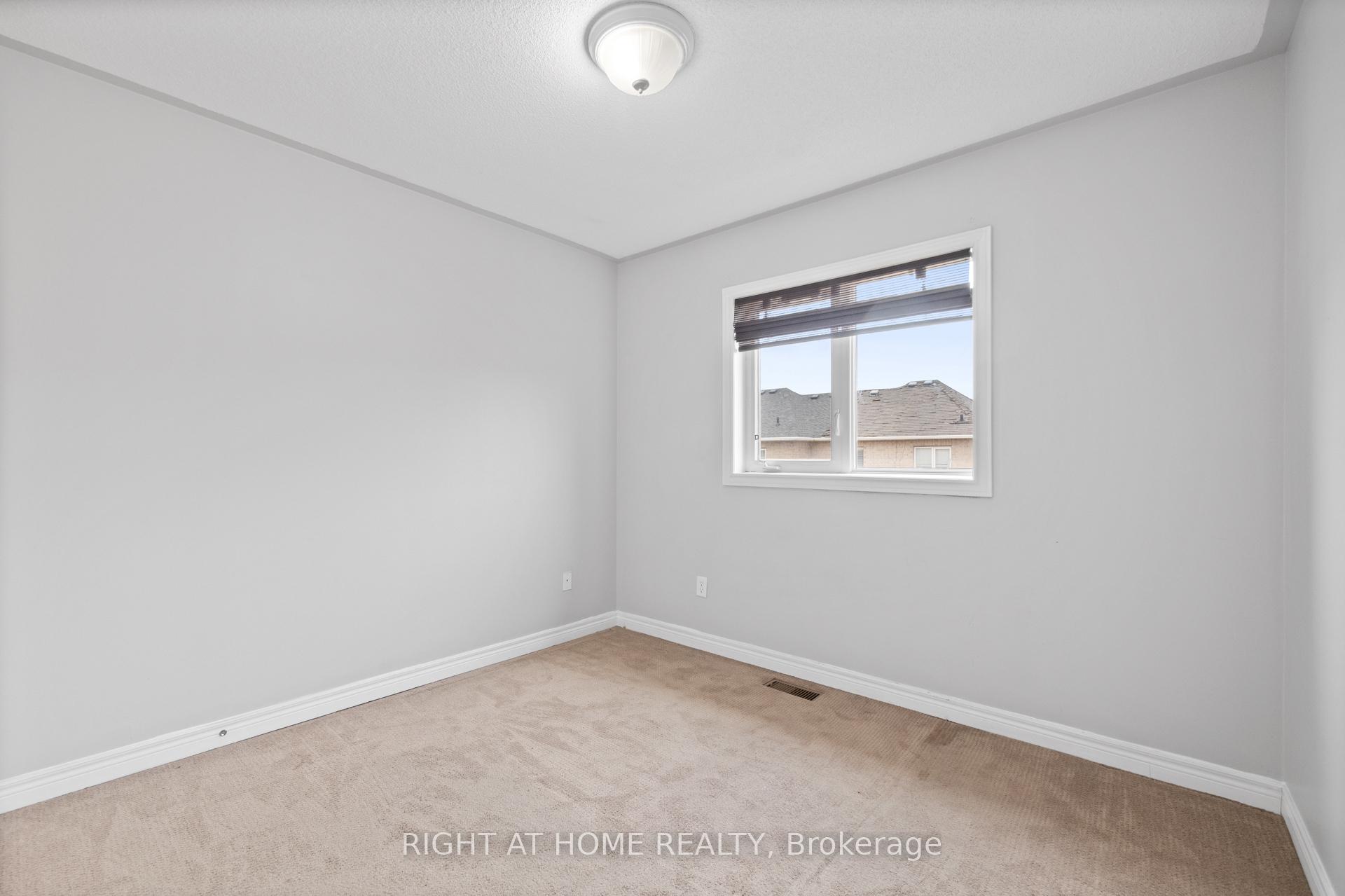 Photo 17 of 20 Sedgebrook Avenue, Hamilton, Winona Park — HOMEH