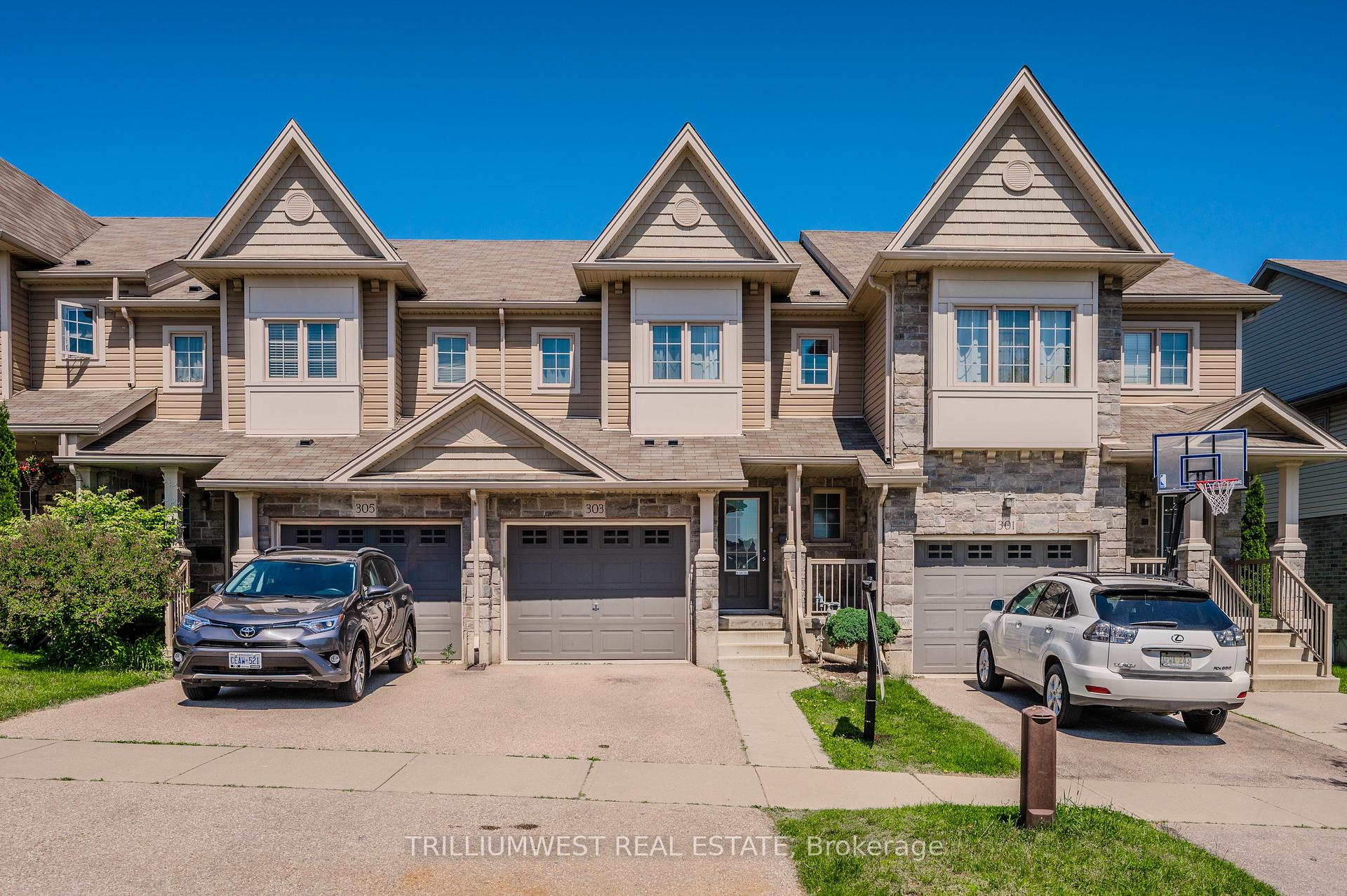 Photo 2 of 303 Old Huron Road, Kitchener, Brigadoon — HOMEH
