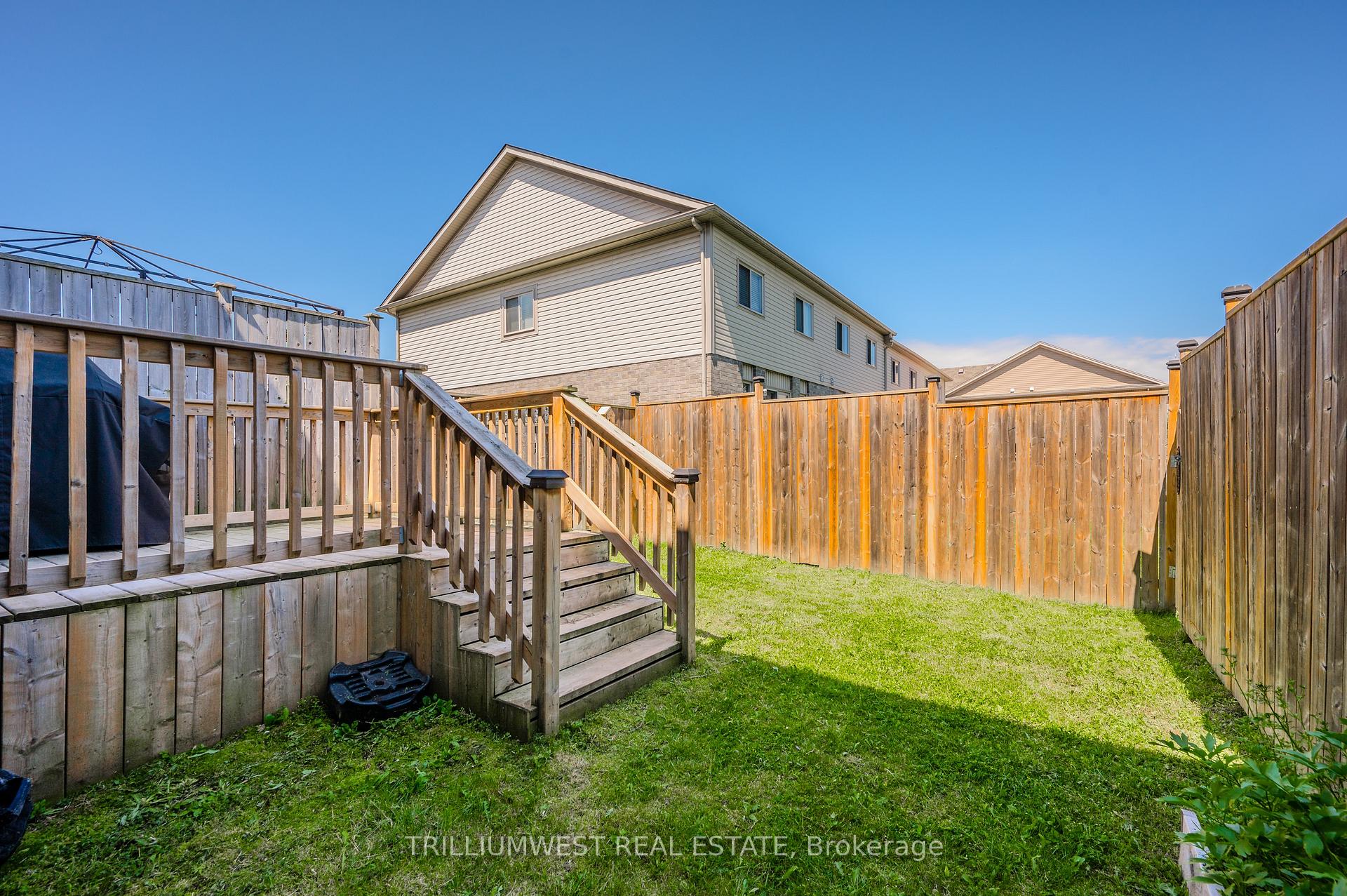 Photo 37 of 303 Old Huron Road, Kitchener, Brigadoon — HOMEH