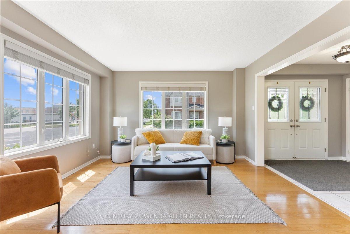 Photo 6 of 1 Ayhart Street, Markham, Wismer — HOMEH