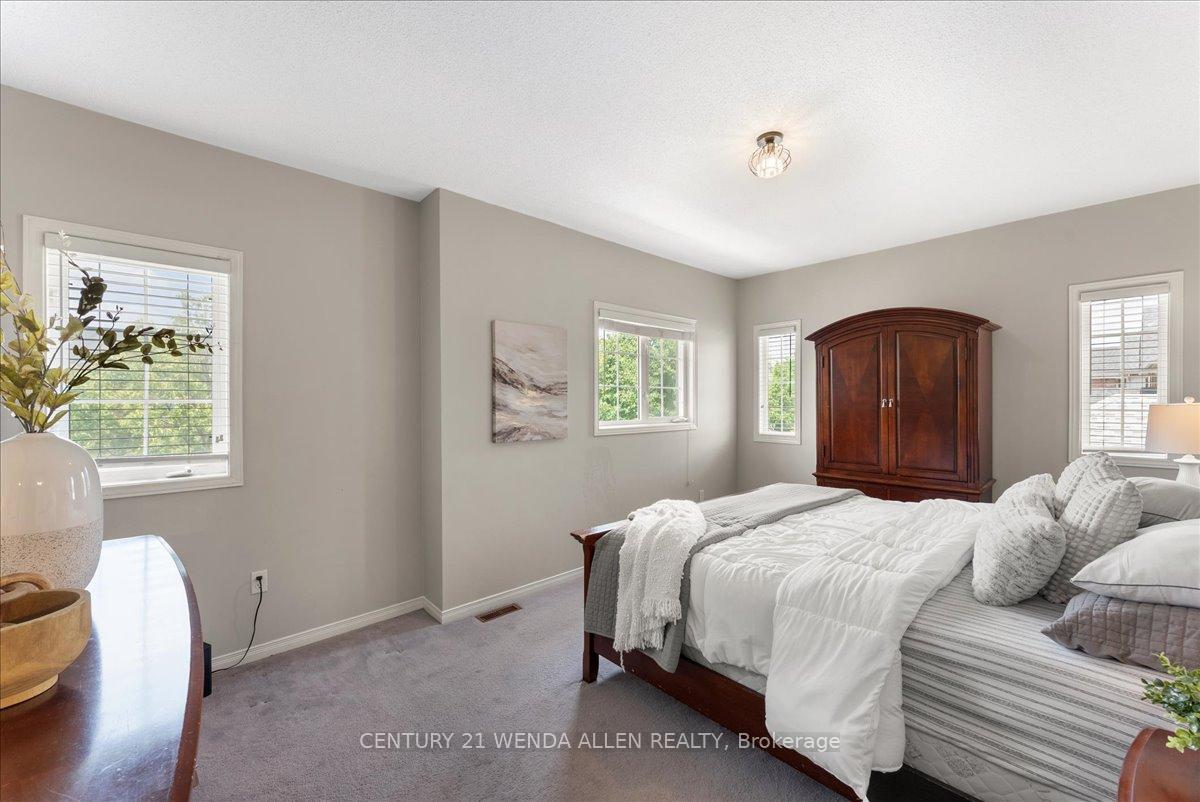 Photo 23 of 1 Ayhart Street, Markham, Wismer — HOMEH
