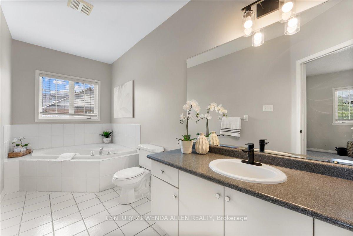 Photo 24 of 1 Ayhart Street, Markham, Wismer — HOMEH