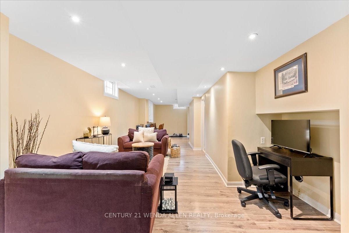 Photo 33 of 1 Ayhart Street, Markham, Wismer — HOMEH