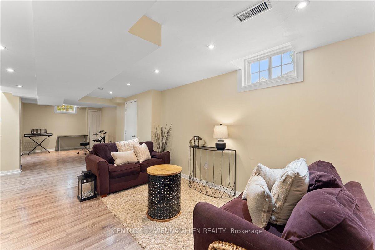 Photo 36 of 1 Ayhart Street, Markham, Wismer — HOMEH