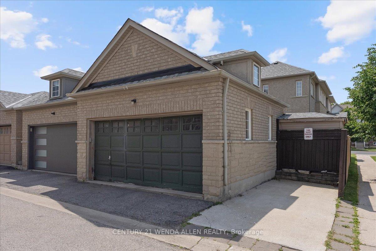 Photo 45 of 1 Ayhart Street, Markham, Wismer — HOMEH