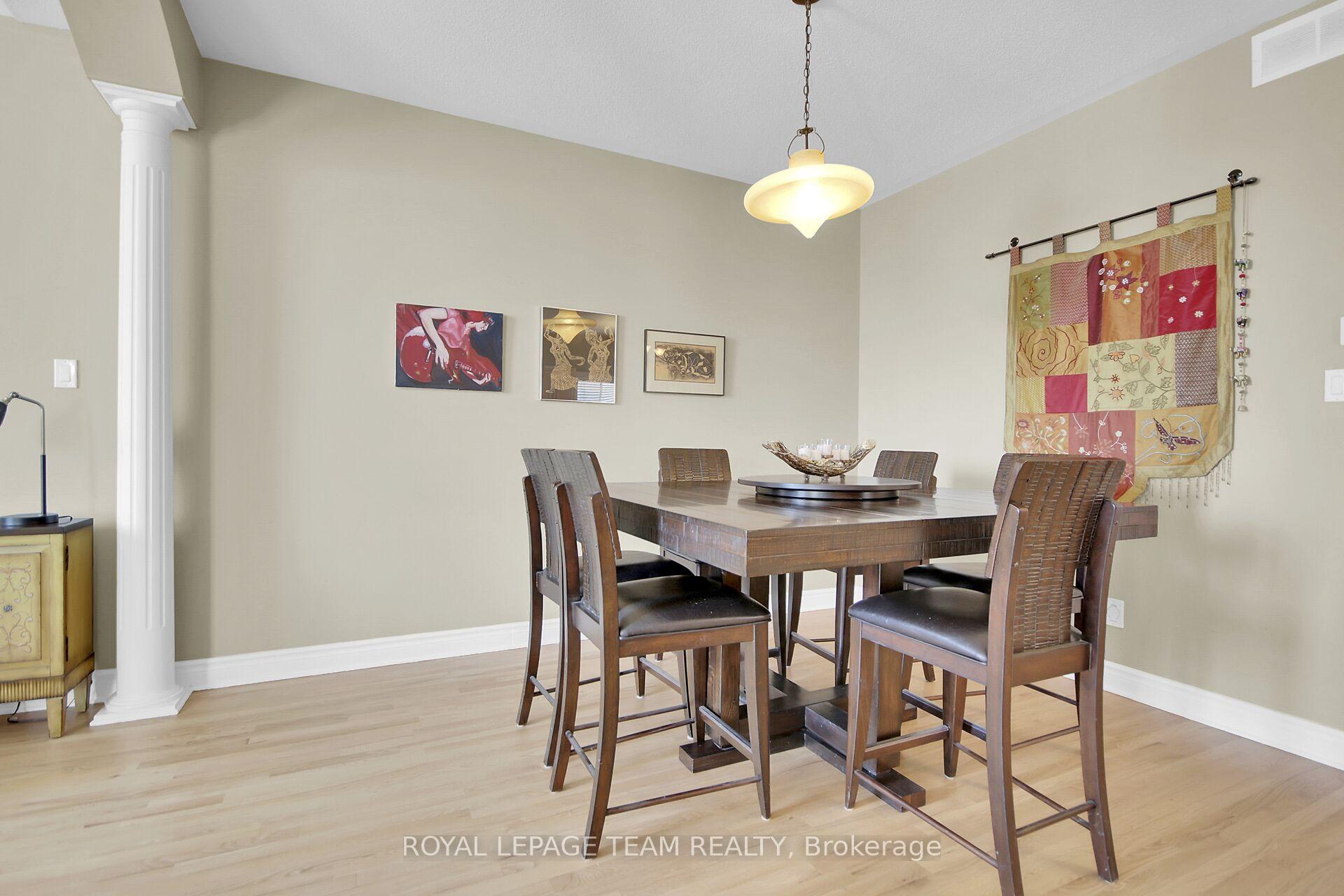 Photo 17 of 32 Castle Glen Crescent, Ottawa, Kanata - Glencairn/Hazeldean — HOMEH