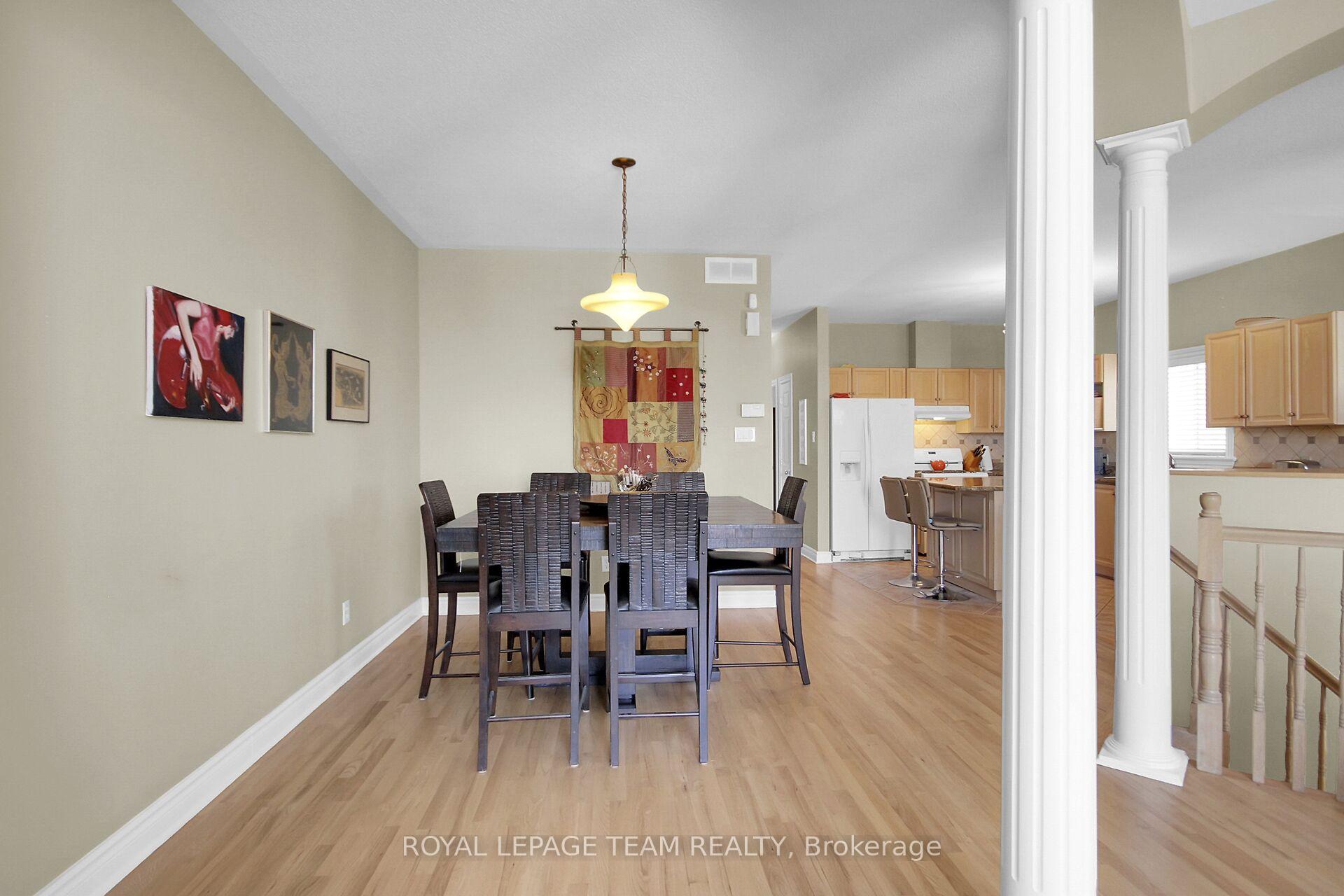 Photo 19 of 32 Castle Glen Crescent, Ottawa, Kanata - Glencairn/Hazeldean — HOMEH