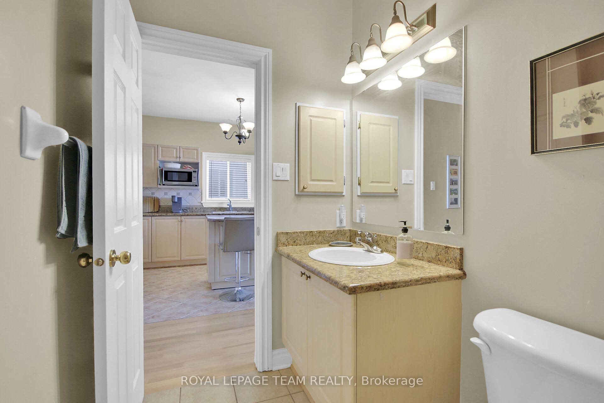 Photo 21 of 32 Castle Glen Crescent, Ottawa, Kanata - Glencairn/Hazeldean — HOMEH