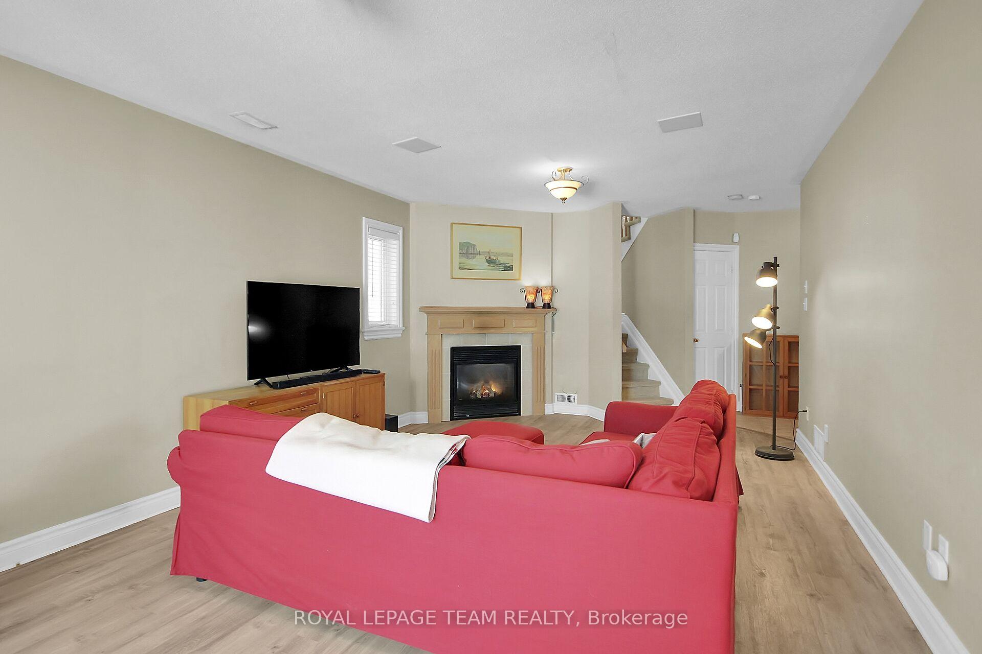 Photo 32 of 32 Castle Glen Crescent, Ottawa, Kanata - Glencairn/Hazeldean — HOMEH