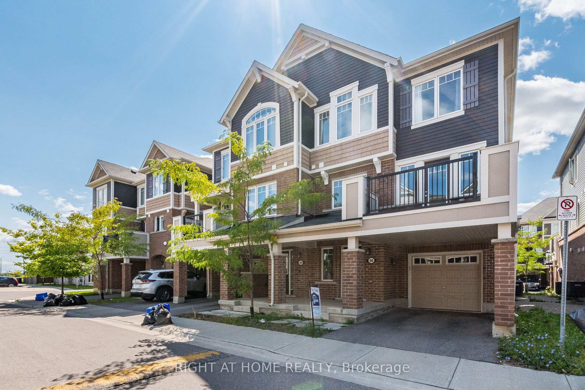 Photo 2 of Unit 98, 1000 Asleton Boulevard, Milton, Willmott — HOMEH