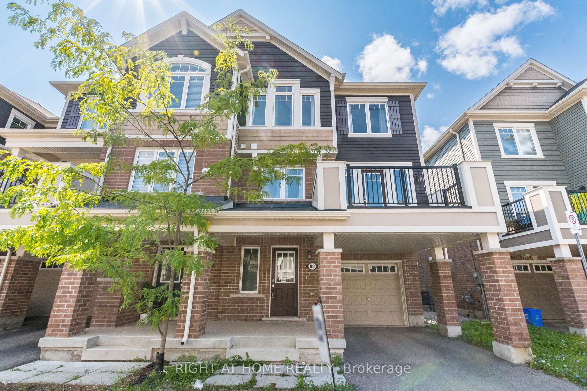 Photo 3 of Unit 98, 1000 Asleton Boulevard, Milton, Willmott — HOMEH