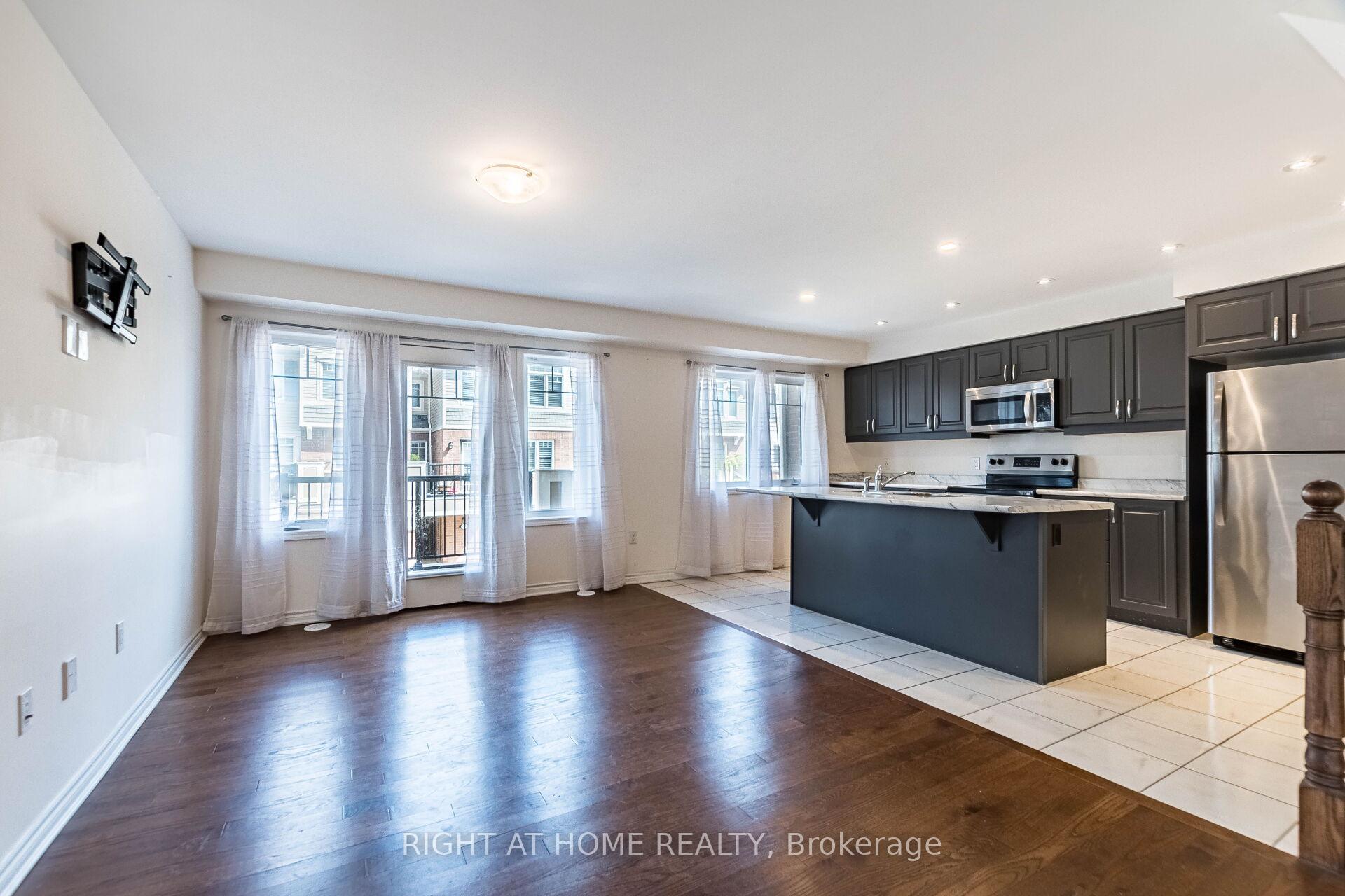 Photo 9 of Unit 98, 1000 Asleton Boulevard, Milton, Willmott — HOMEH