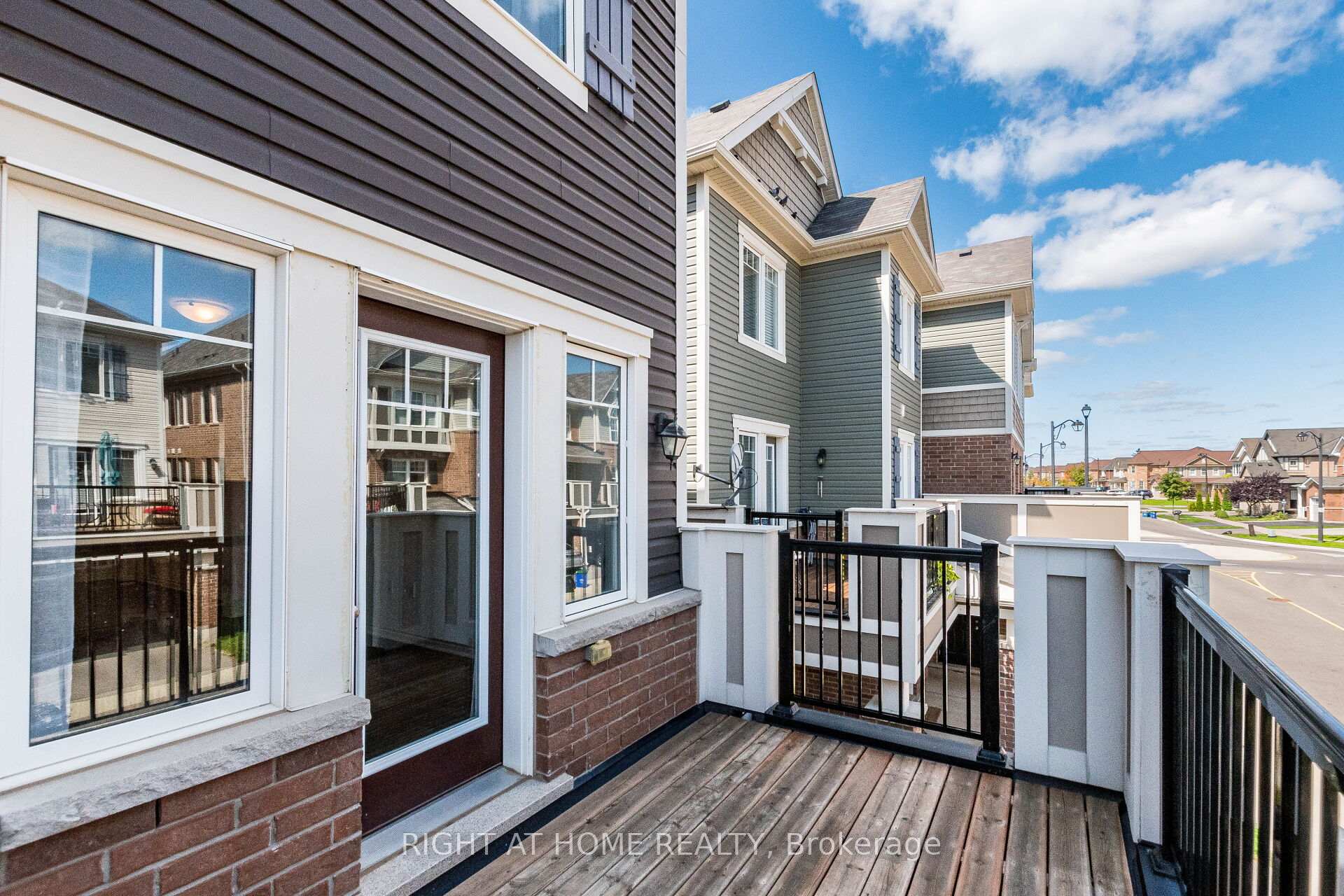 Photo 24 of Unit 98, 1000 Asleton Boulevard, Milton, Willmott — HOMEH