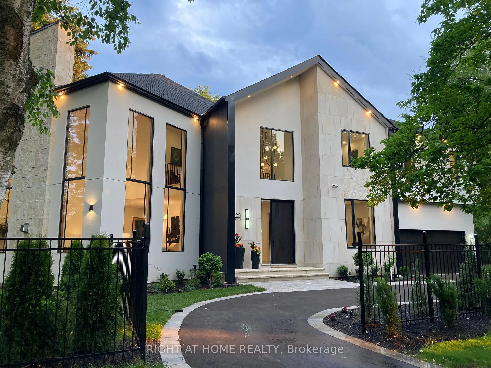 Photo of 920 Calder Road