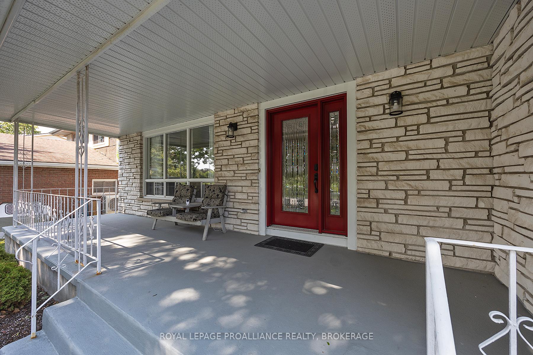 Photo 2 of 117 Seaforth Road, Kingston, West of Sir John A. Blvd — HOMEH