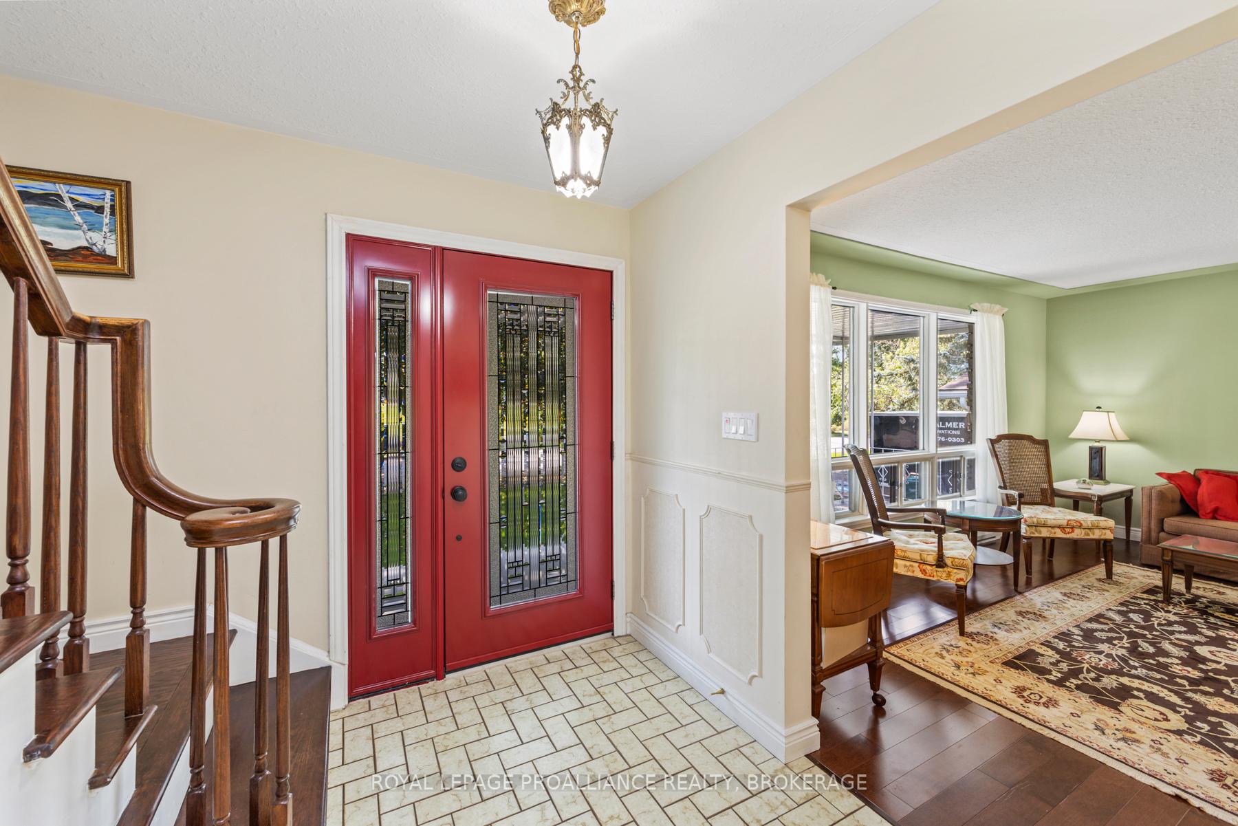 Photo 7 of 117 Seaforth Road, Kingston, West of Sir John A. Blvd — HOMEH