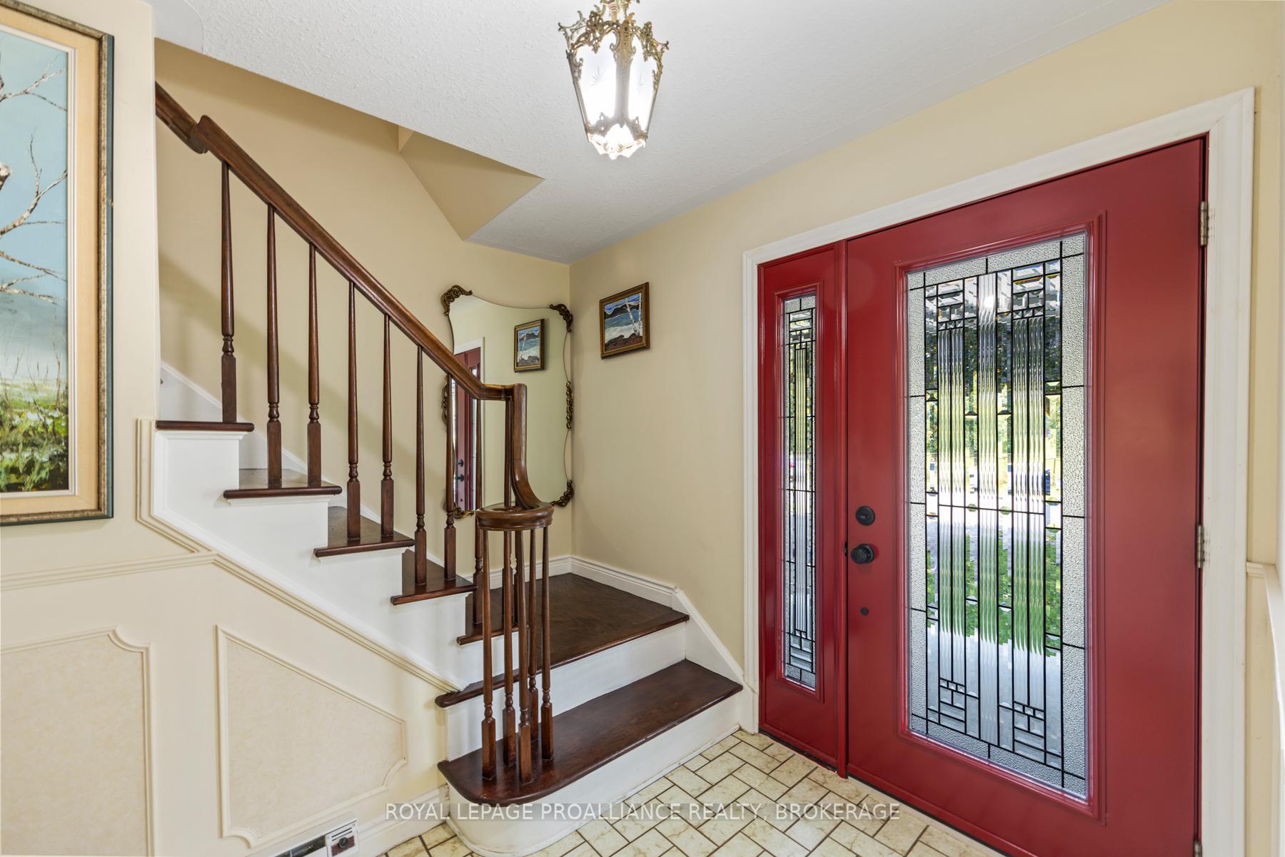 Photo 8 of 117 Seaforth Road, Kingston, West of Sir John A. Blvd — HOMEH