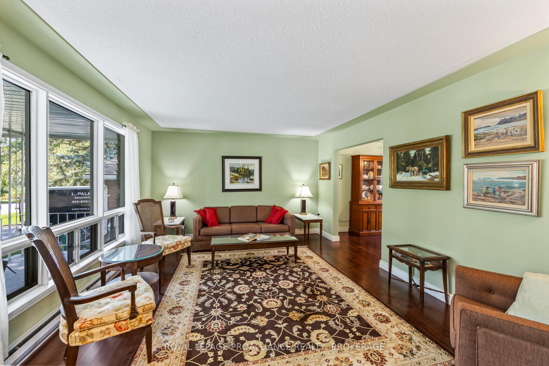 Photo 9 of 117 Seaforth Road, Kingston, West of Sir John A. Blvd — HOMEH