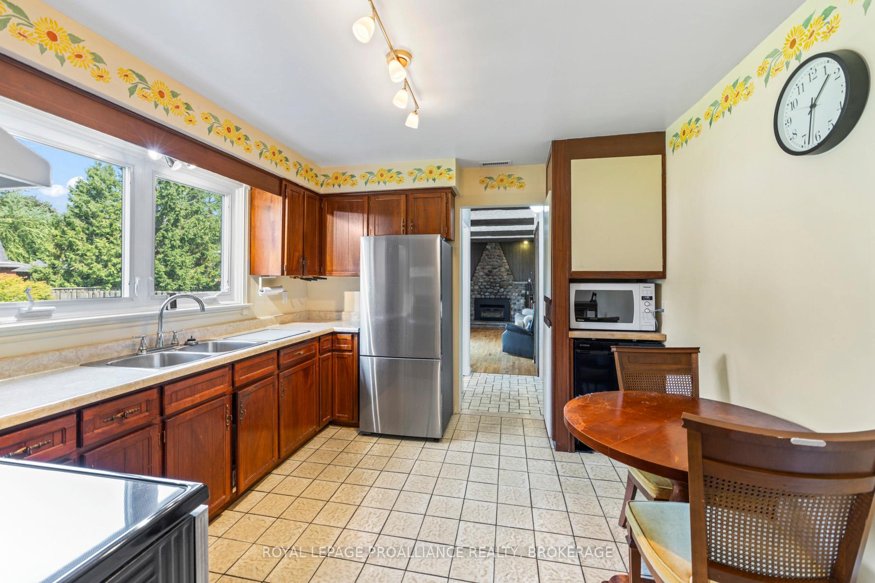 Photo 14 of 117 Seaforth Road, Kingston, West of Sir John A. Blvd — HOMEH