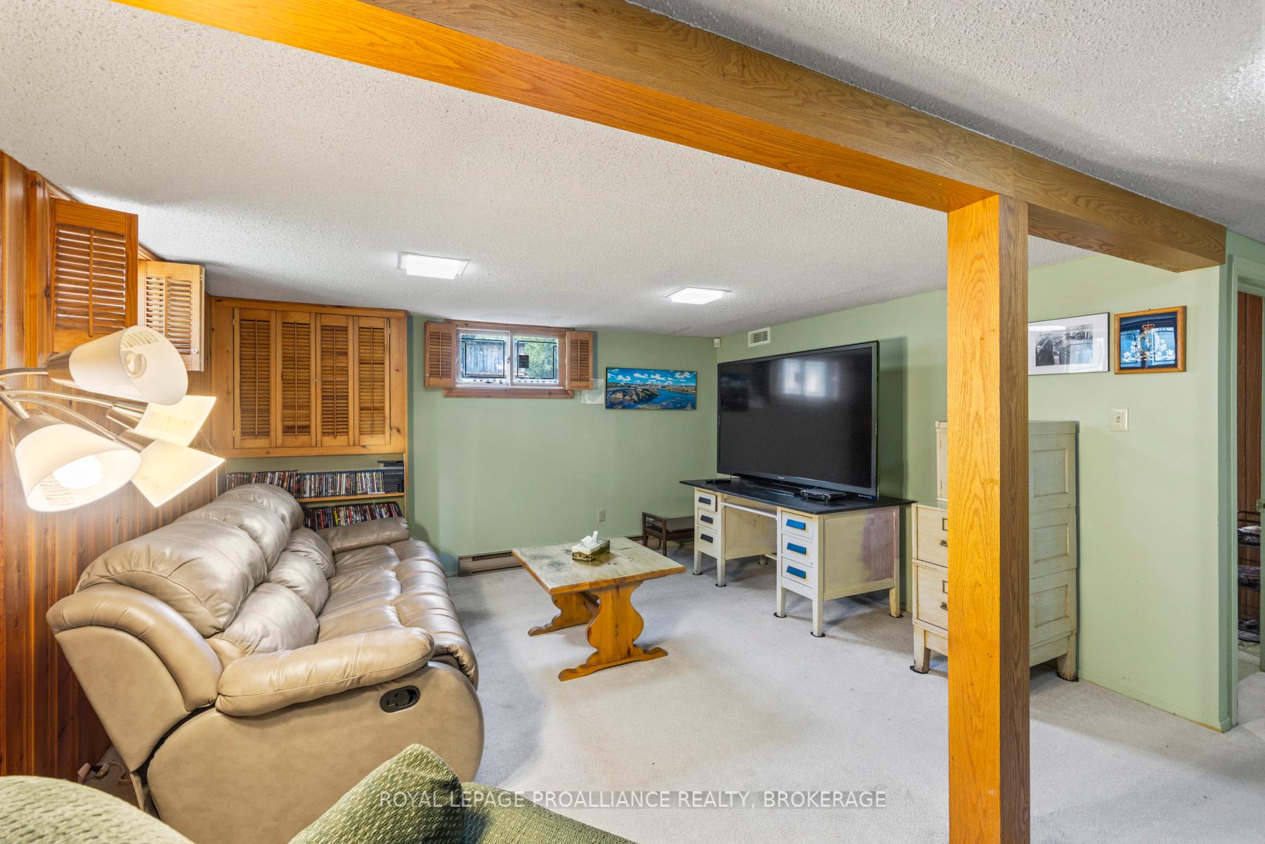 Photo 40 of 117 Seaforth Road, Kingston, West of Sir John A. Blvd — HOMEH