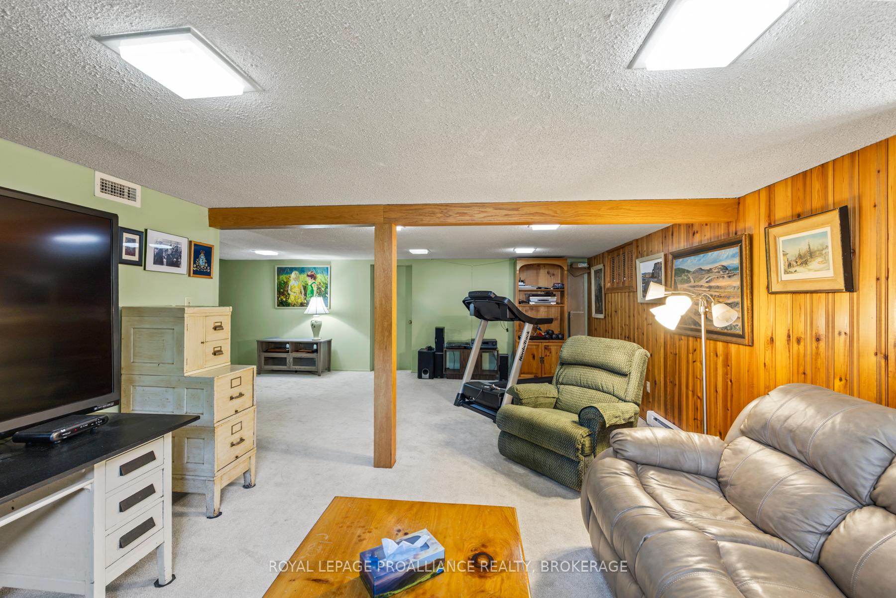 Photo 41 of 117 Seaforth Road, Kingston, West of Sir John A. Blvd — HOMEH