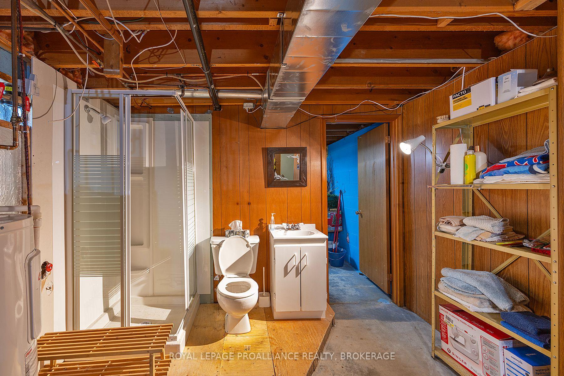 Photo 43 of 117 Seaforth Road, Kingston, West of Sir John A. Blvd — HOMEH