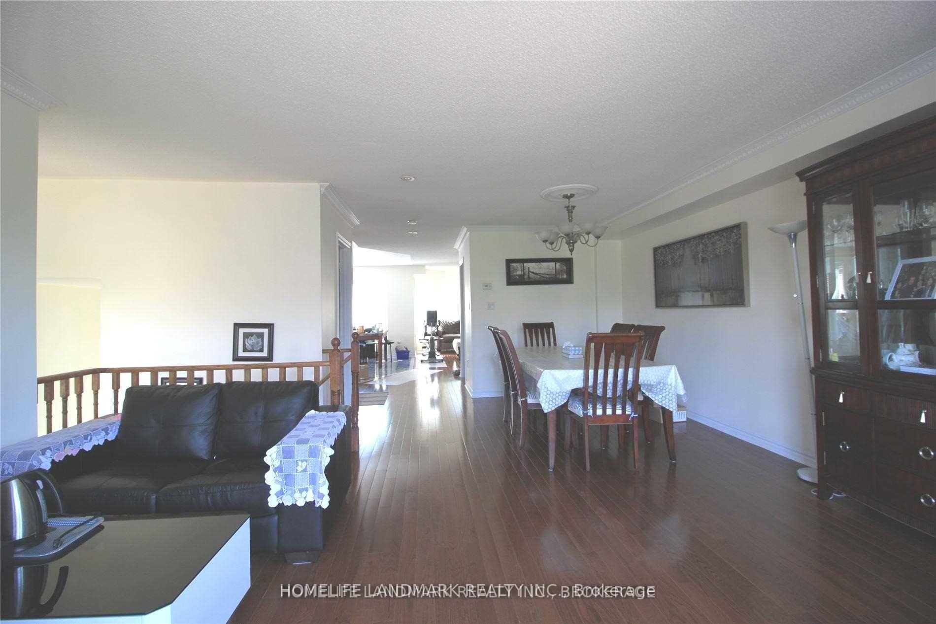 Photo 6 of 160 Leitchcroft Crescent, Markham, Commerce Valley — HOMEH