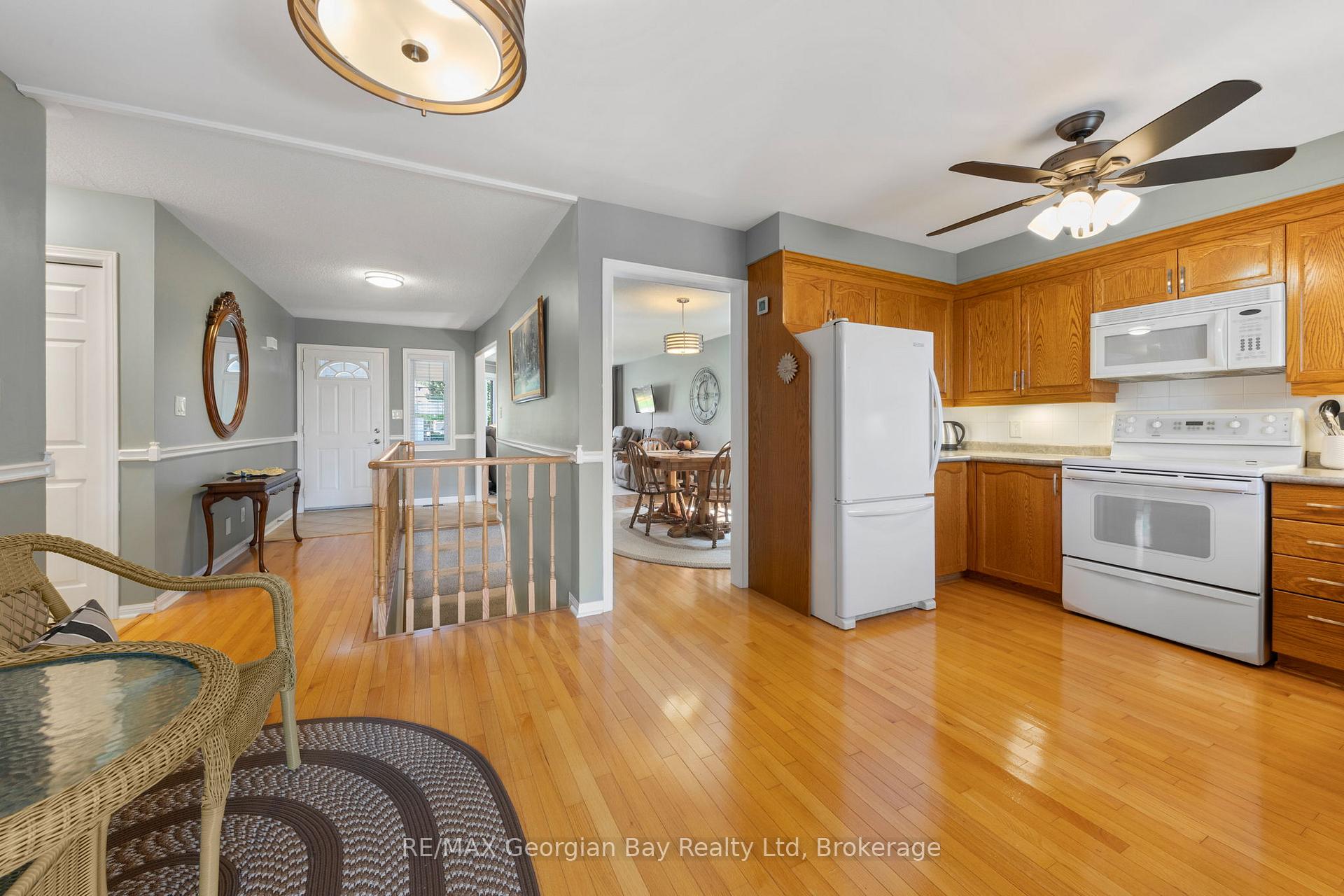Photo 10 of 204 Margaret Street, Midland — HOMEH