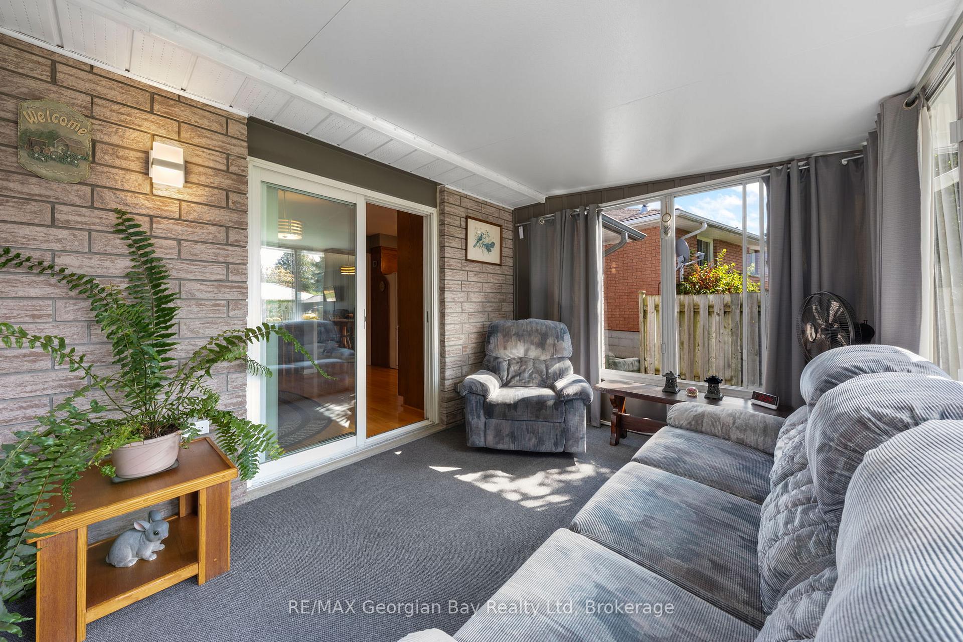 Photo 16 of 204 Margaret Street, Midland — HOMEH