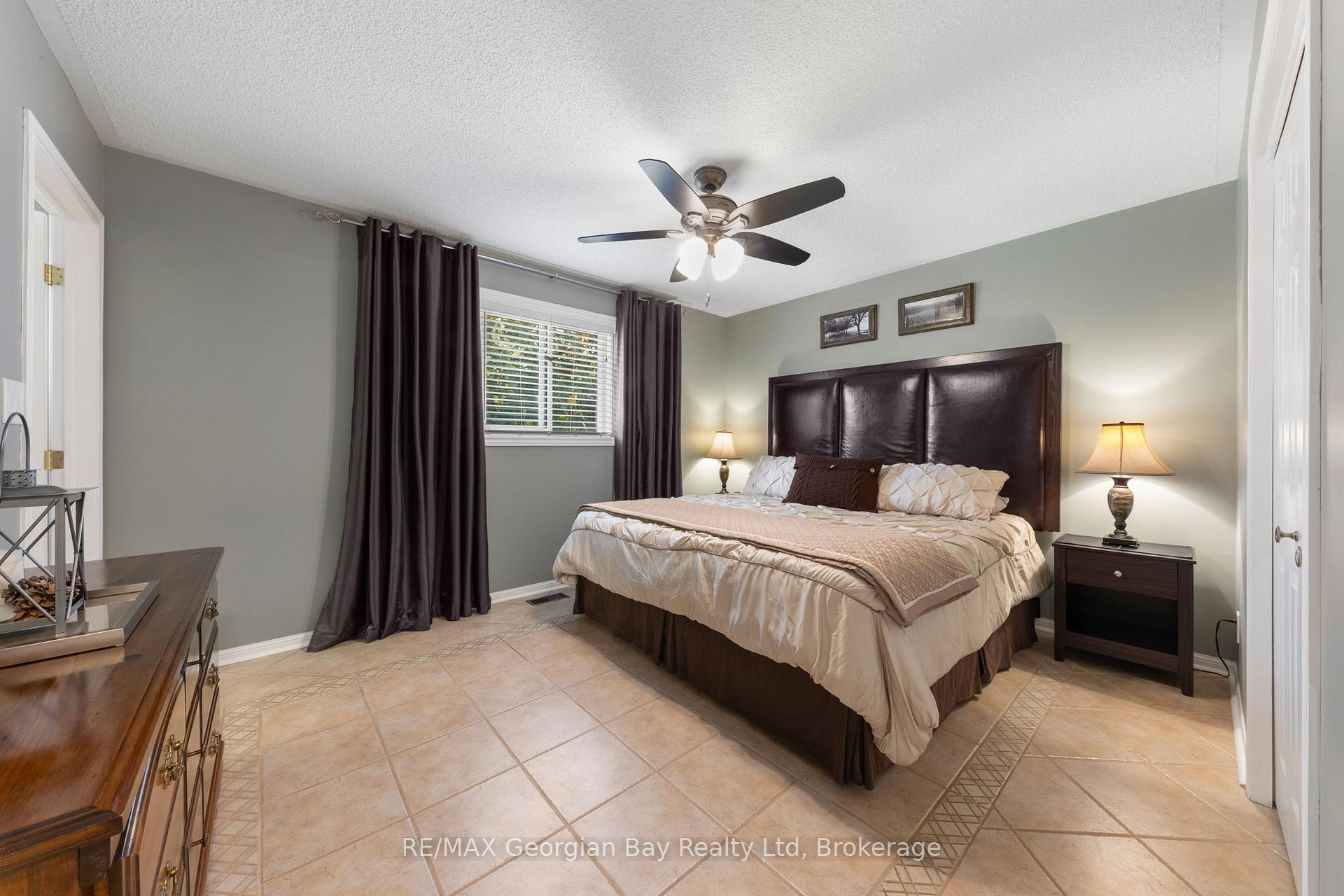 Photo 17 of 204 Margaret Street, Midland — HOMEH