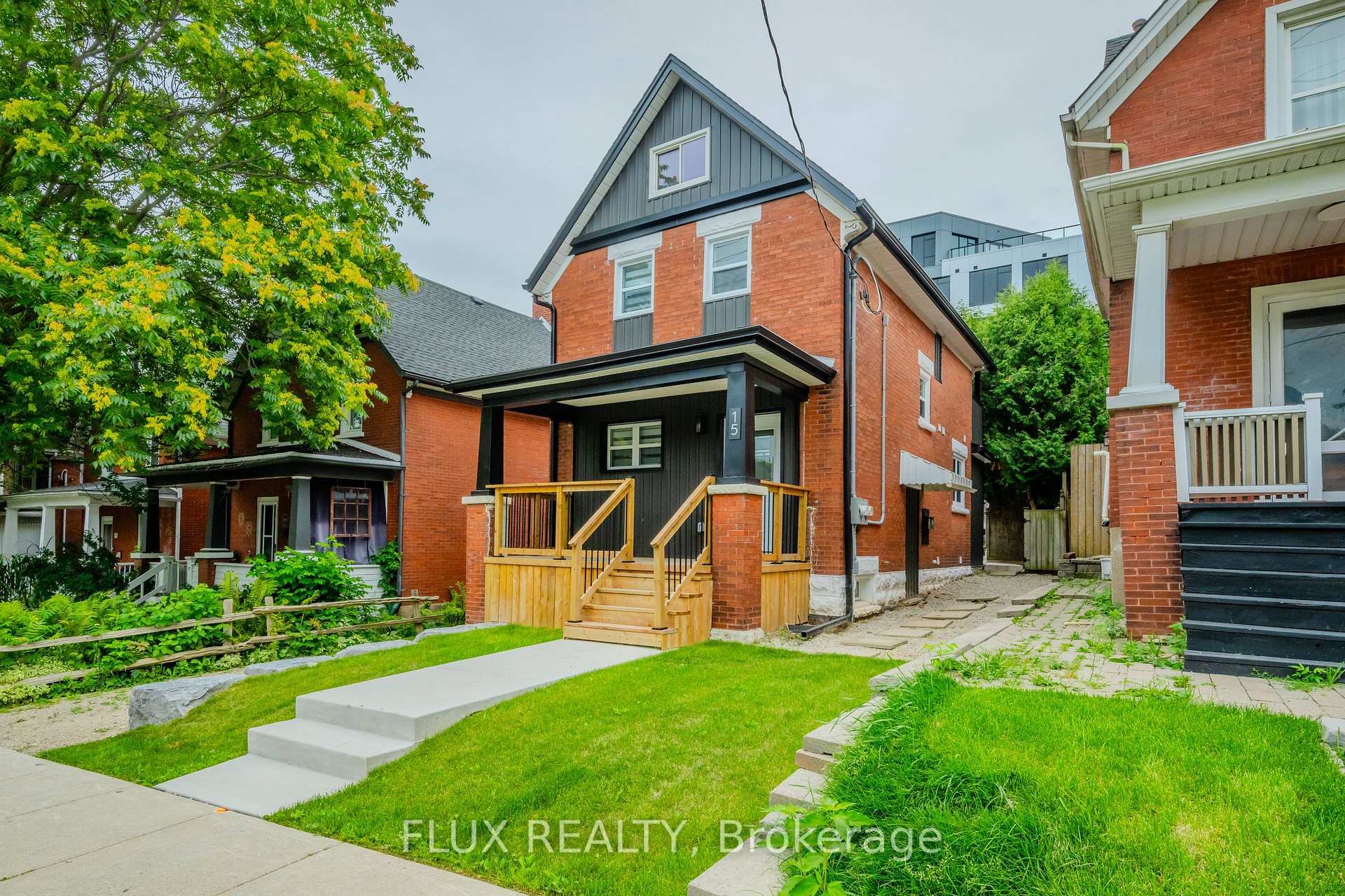Photo 3 of 15 Shanley Street, Kitchener — HOMEH