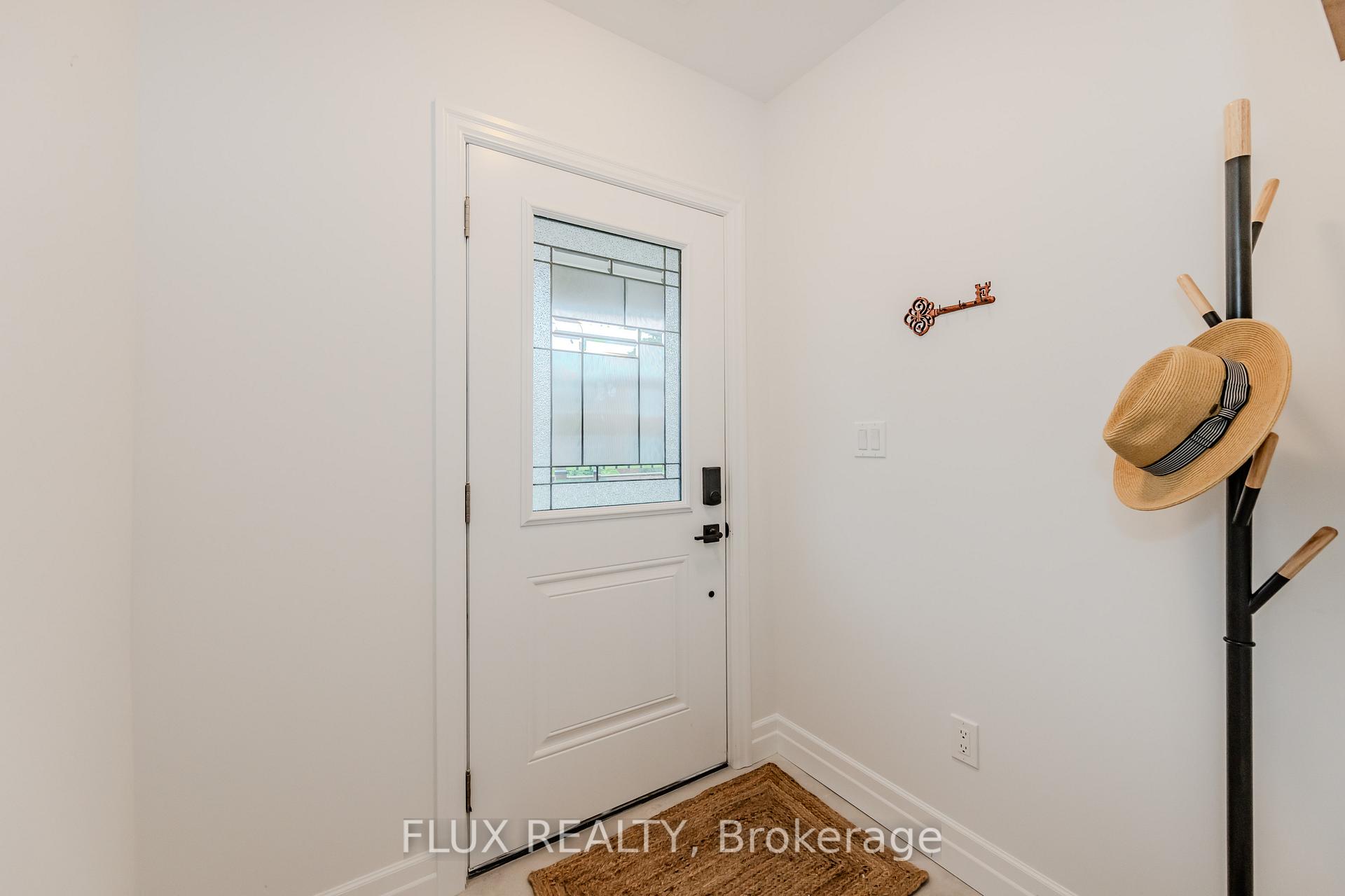 Photo 6 of 15 Shanley Street, Kitchener — HOMEH