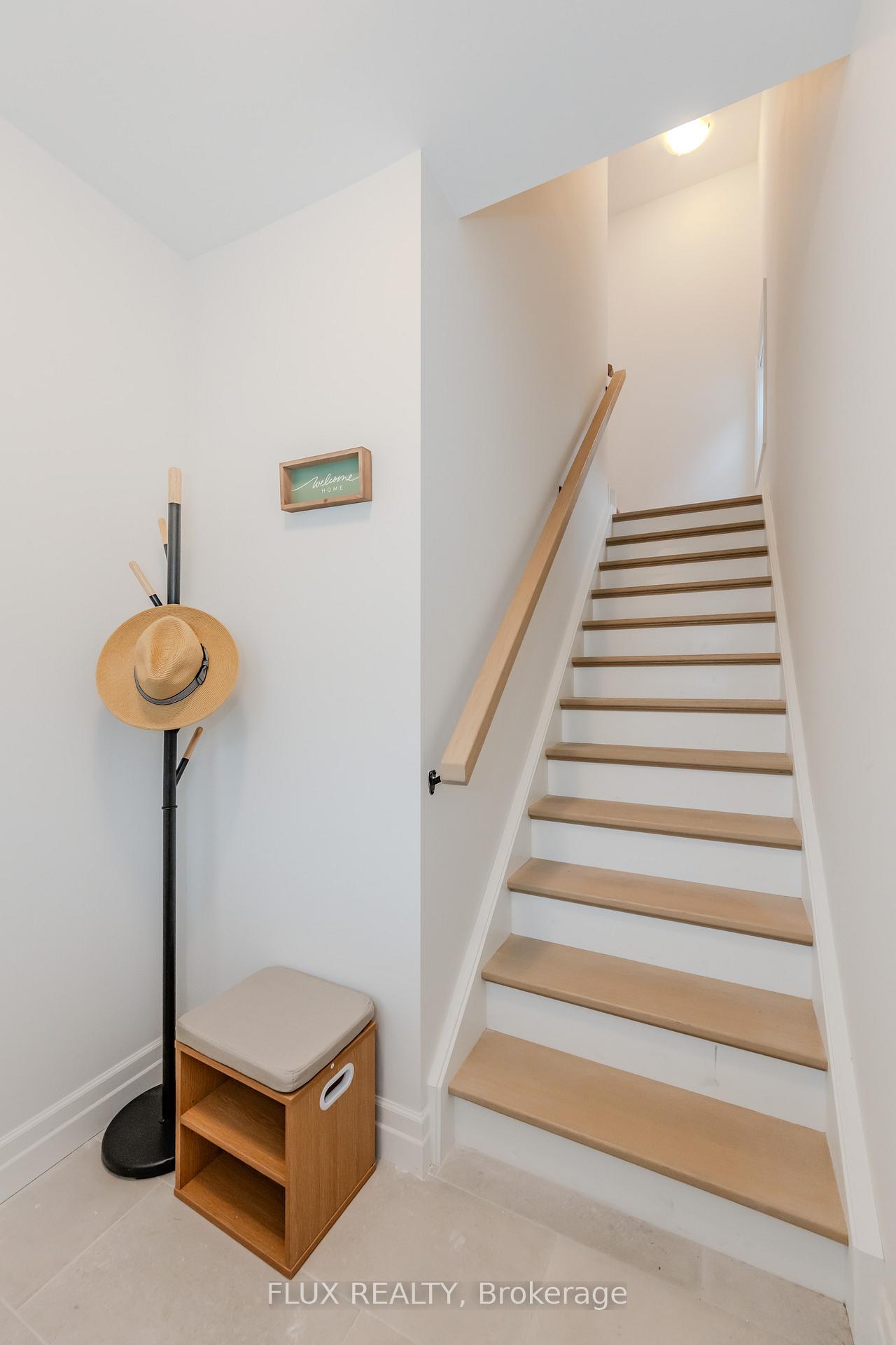 Photo 7 of 15 Shanley Street, Kitchener — HOMEH