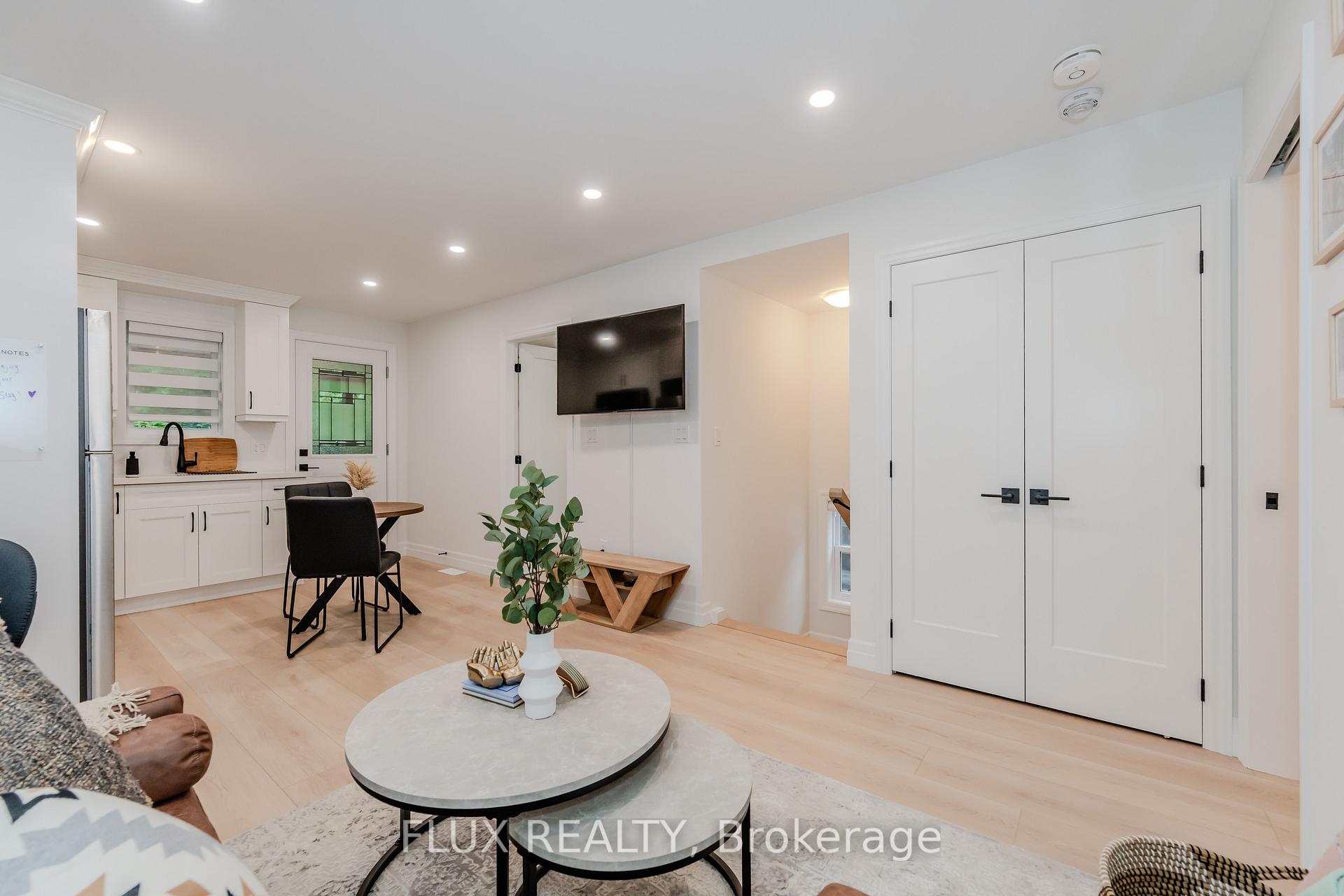 Photo 11 of 15 Shanley Street, Kitchener — HOMEH