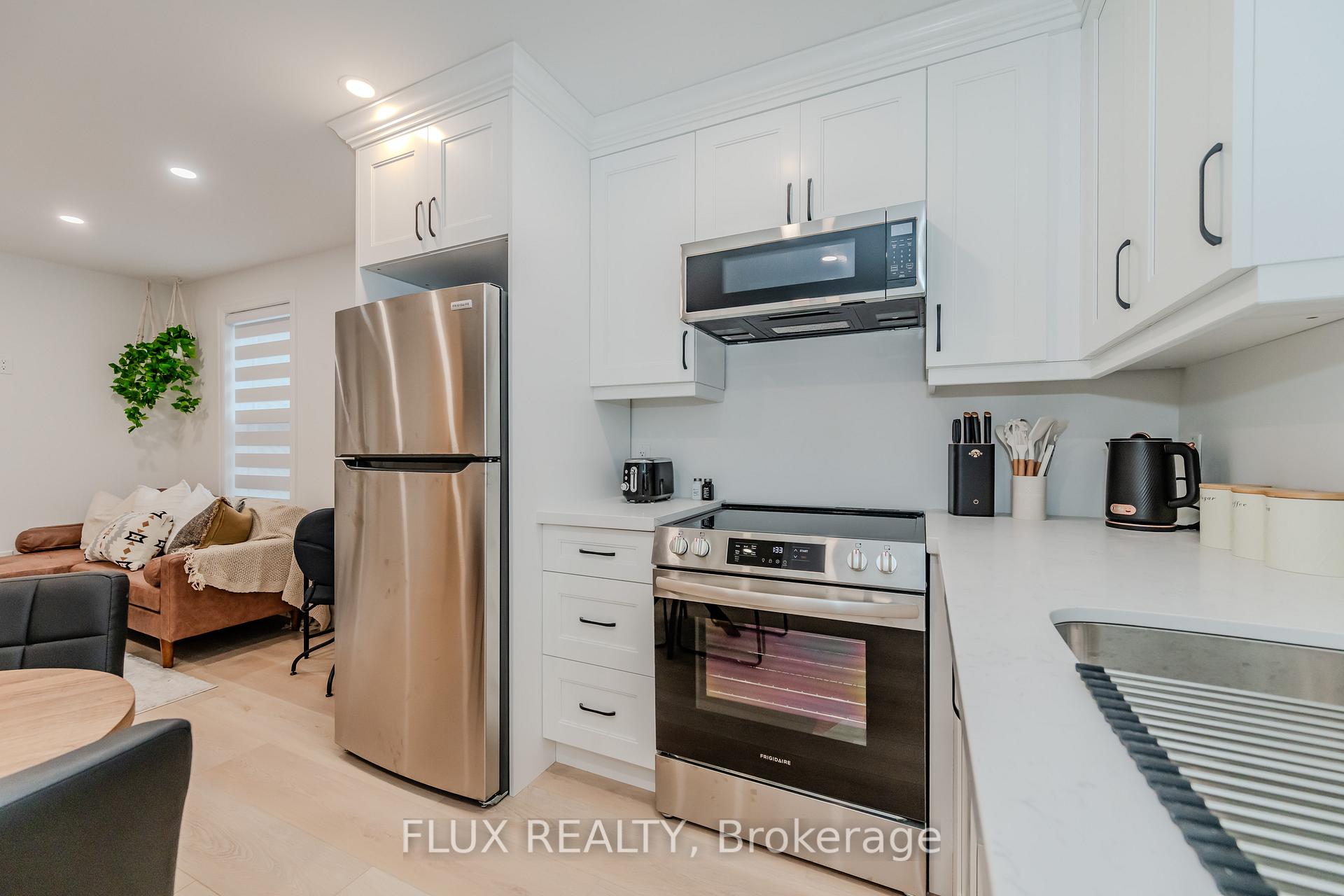 Photo 17 of 15 Shanley Street, Kitchener — HOMEH