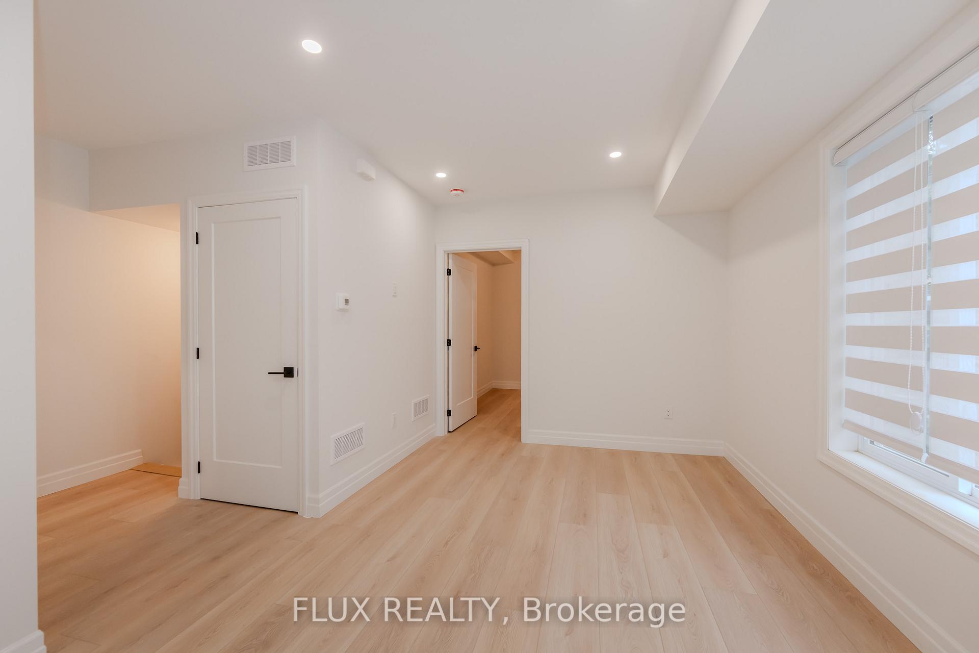 Photo 32 of 15 Shanley Street, Kitchener — HOMEH