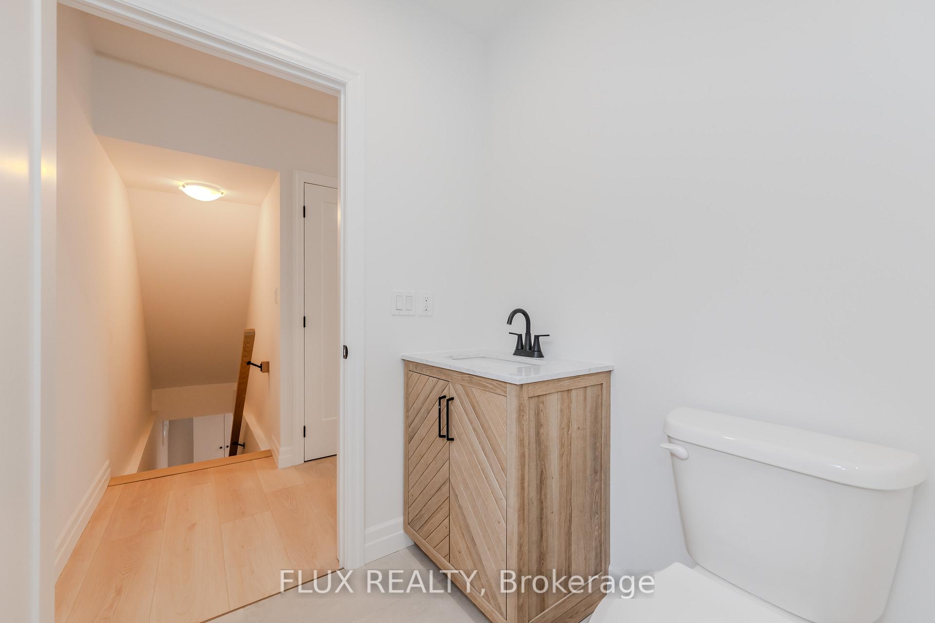 Photo 36 of 15 Shanley Street, Kitchener — HOMEH
